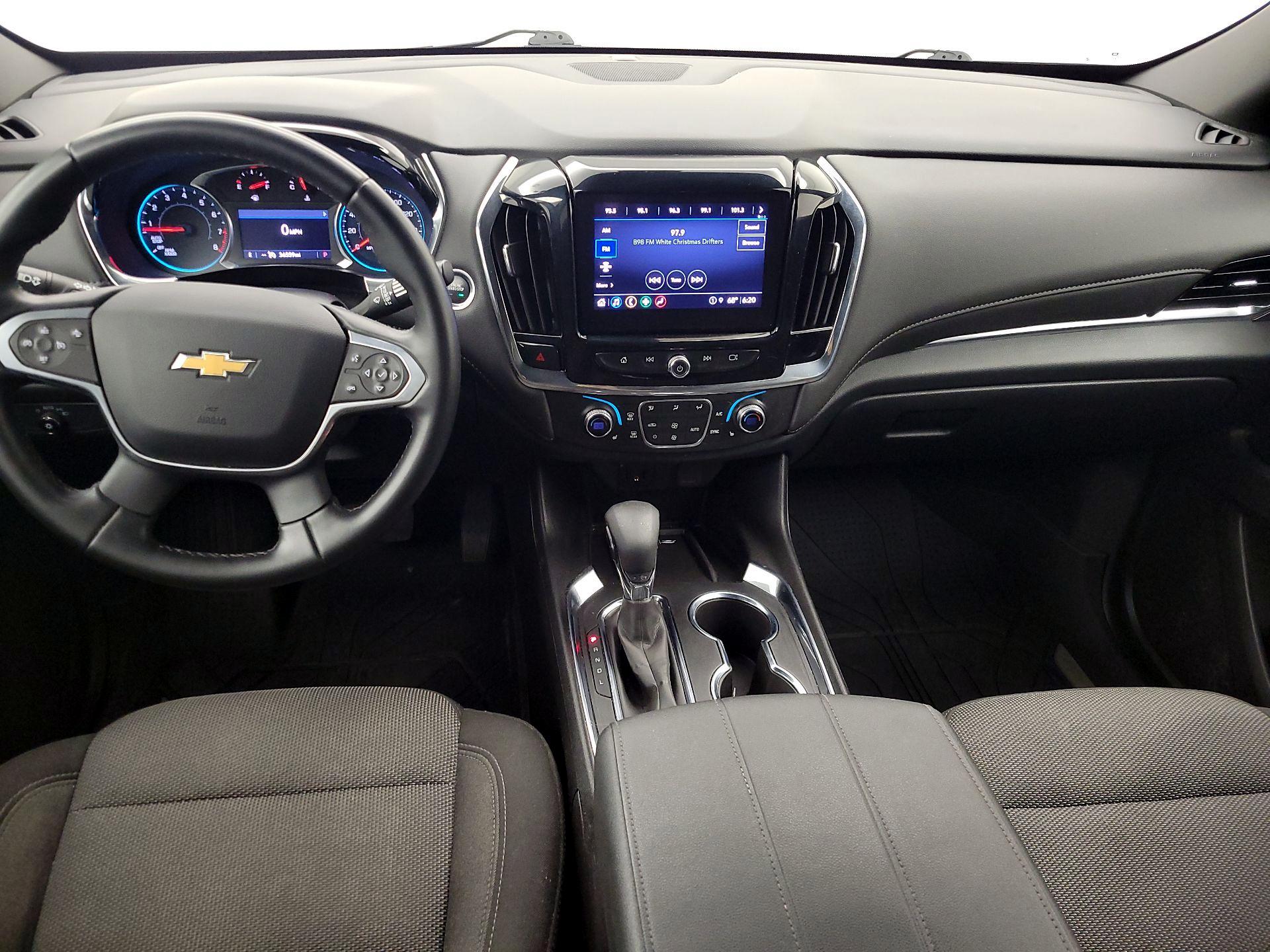 Thumbnail: 2023 Chevrolet Traverse - 9