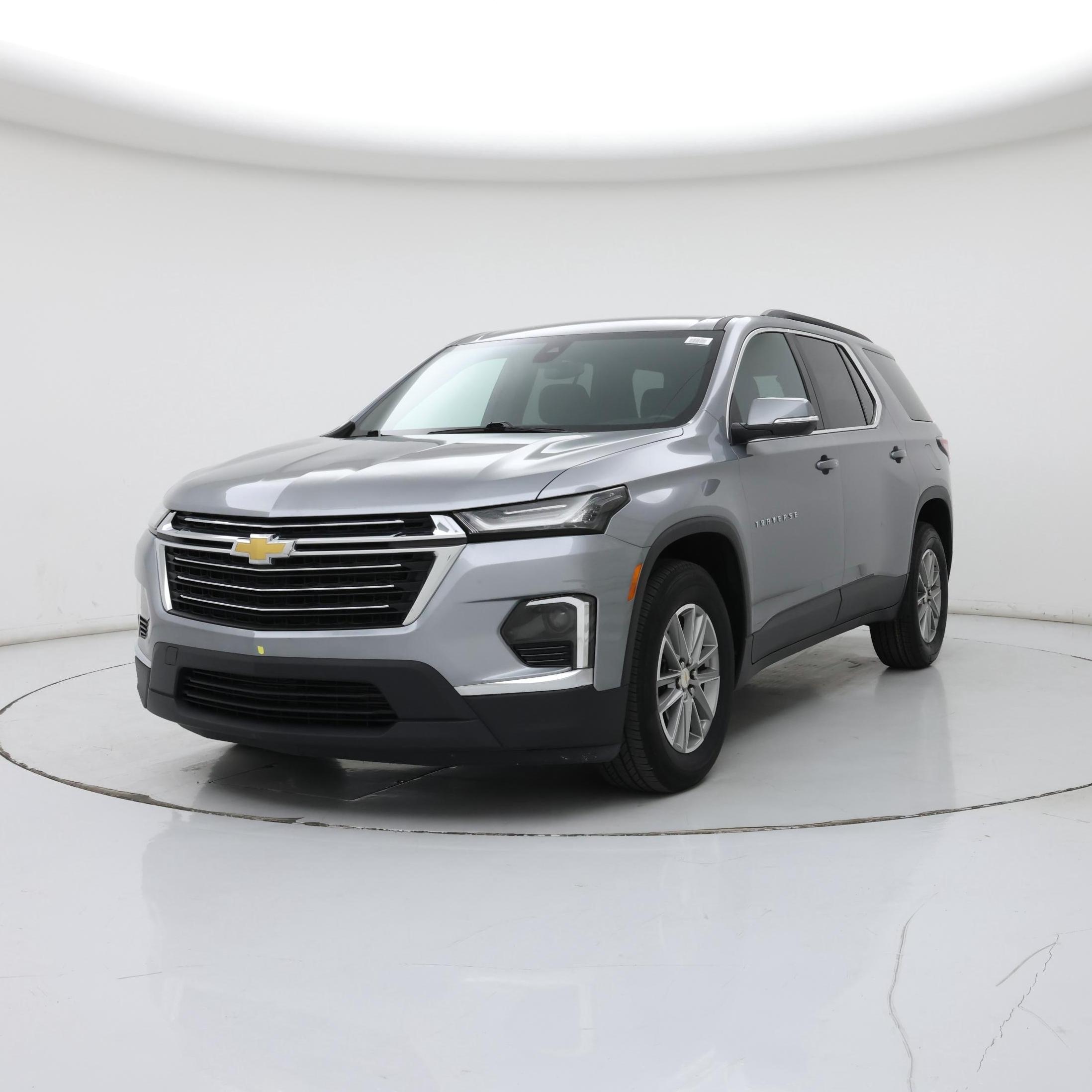 Thumbnail: 2023 Chevrolet Traverse - 4