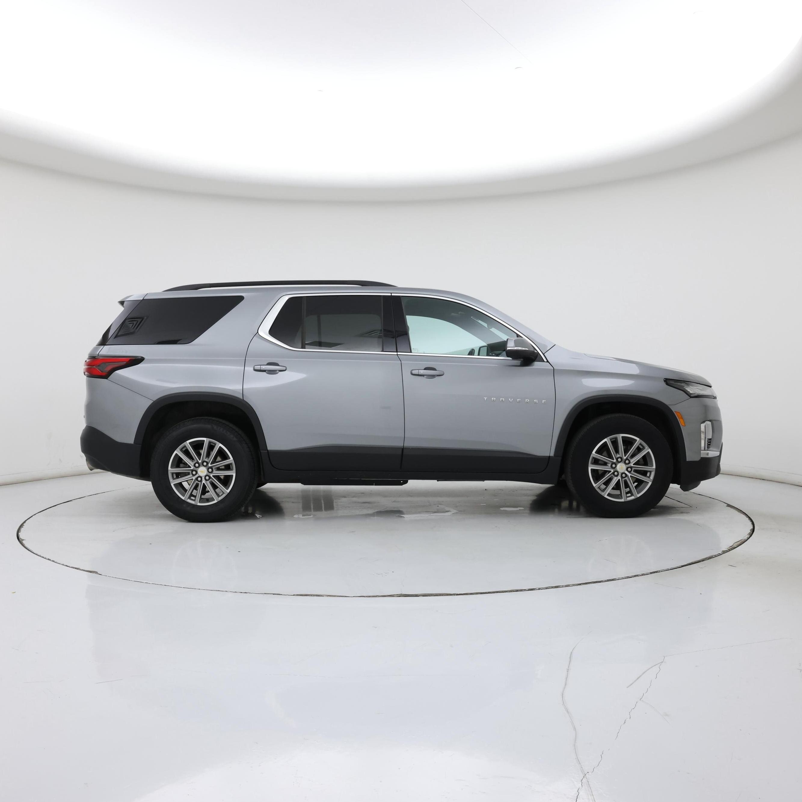 Thumbnail: 2023 Chevrolet Traverse - 7