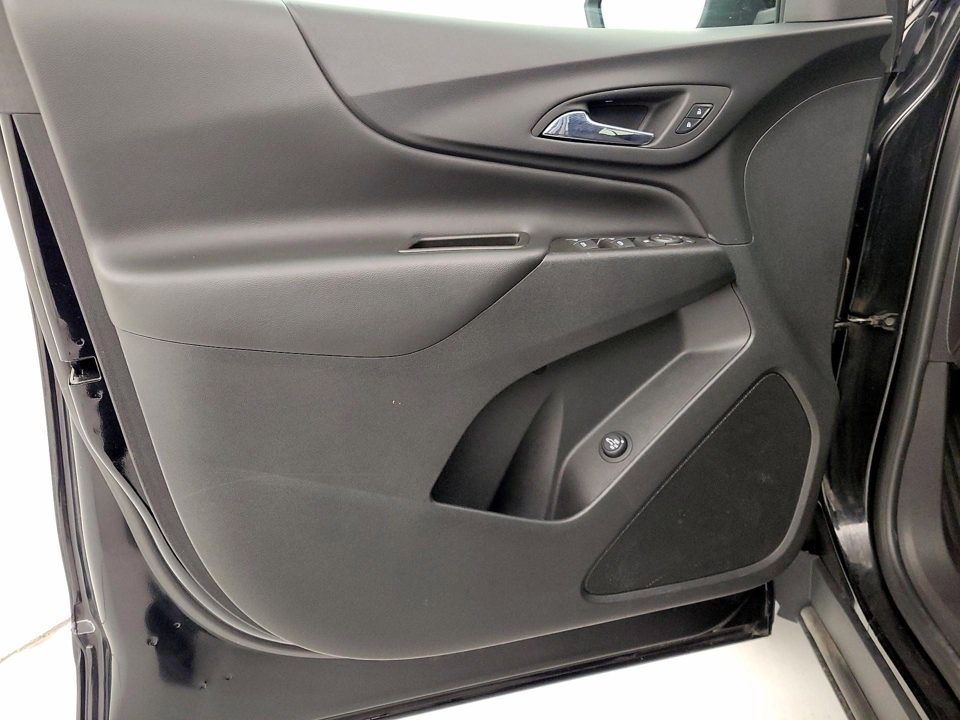 Thumbnail: 2023 Chevrolet Equinox - 12