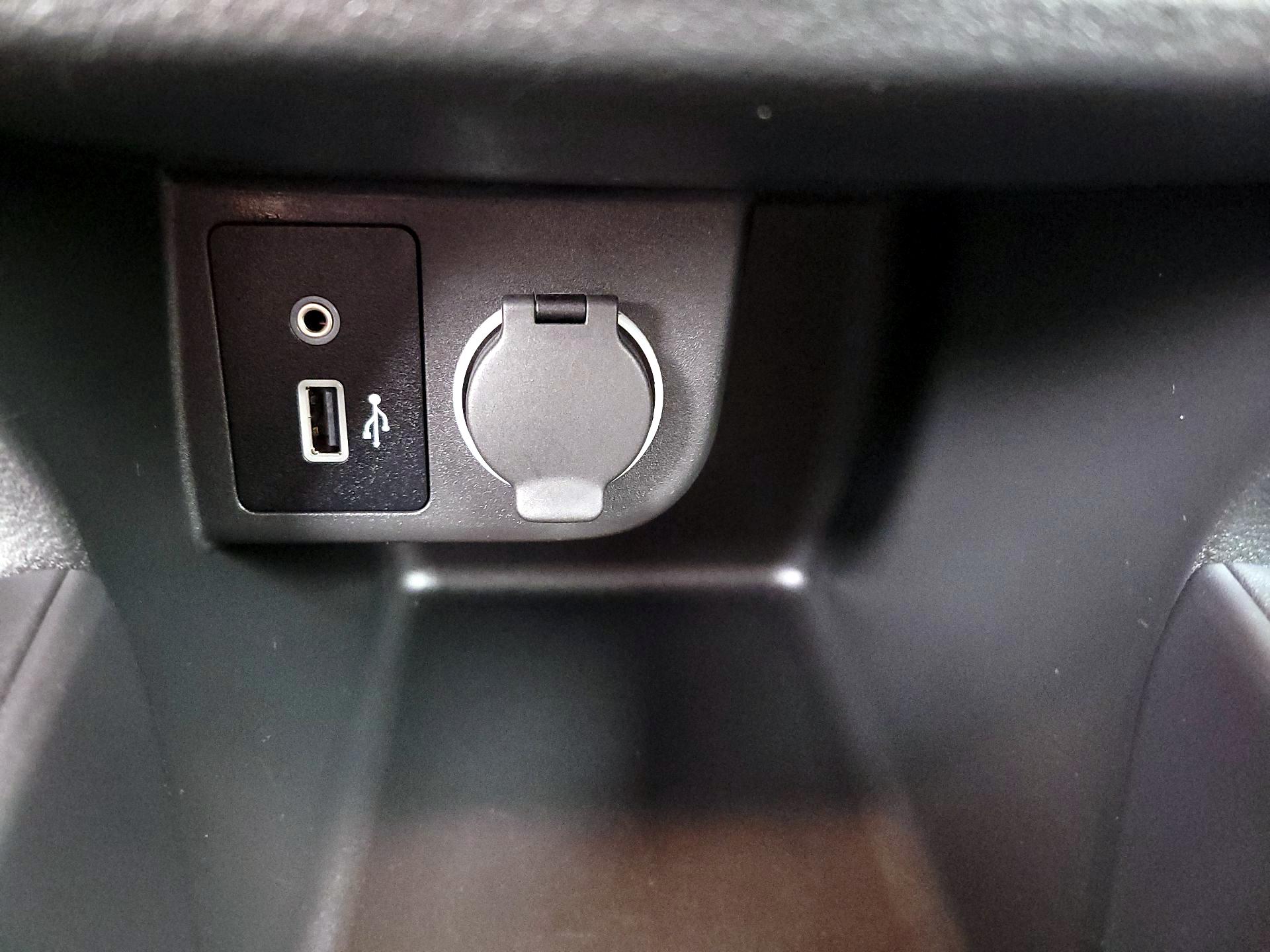 Thumbnail: 2024 Nissan Kicks - 18