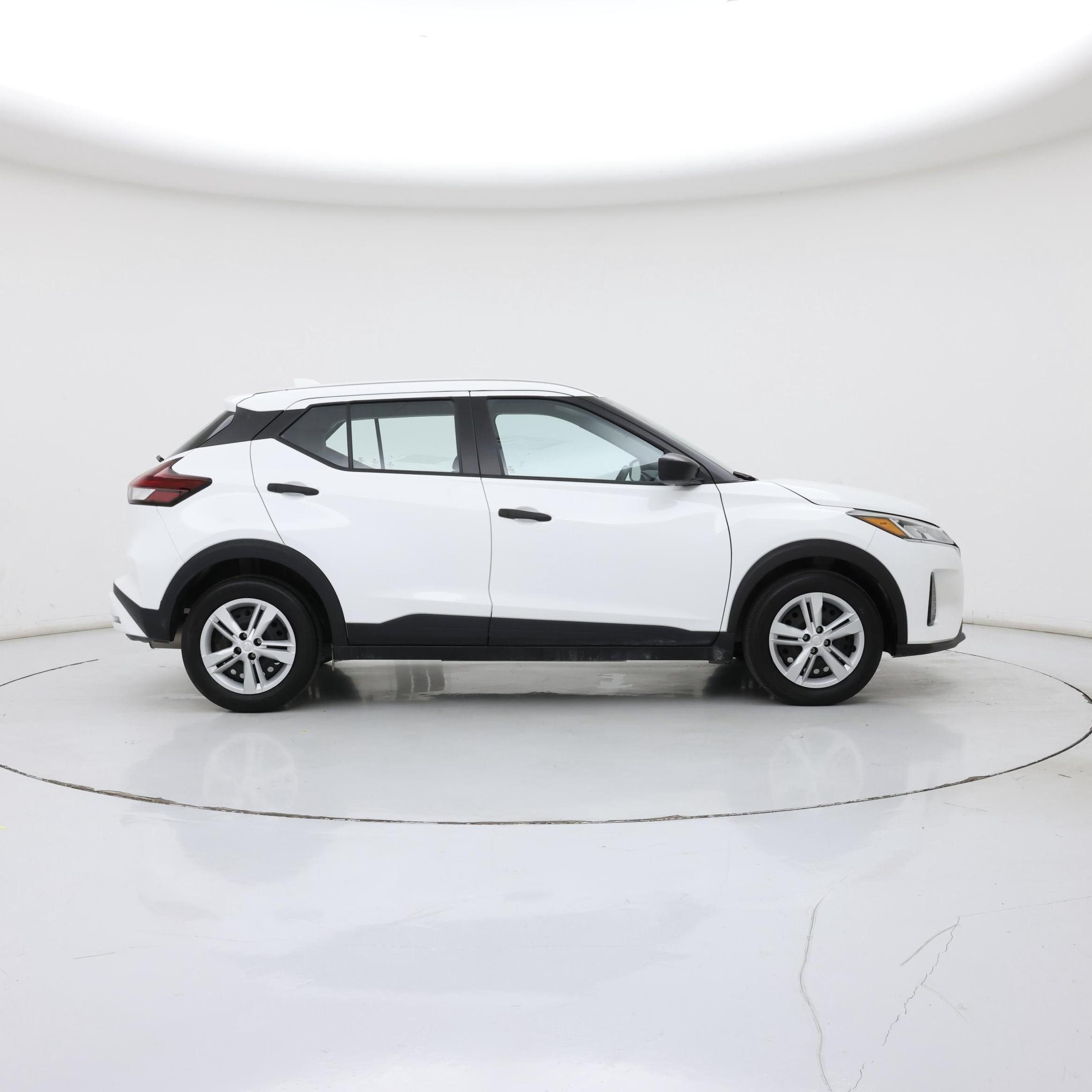 Thumbnail: 2024 Nissan Kicks - 7