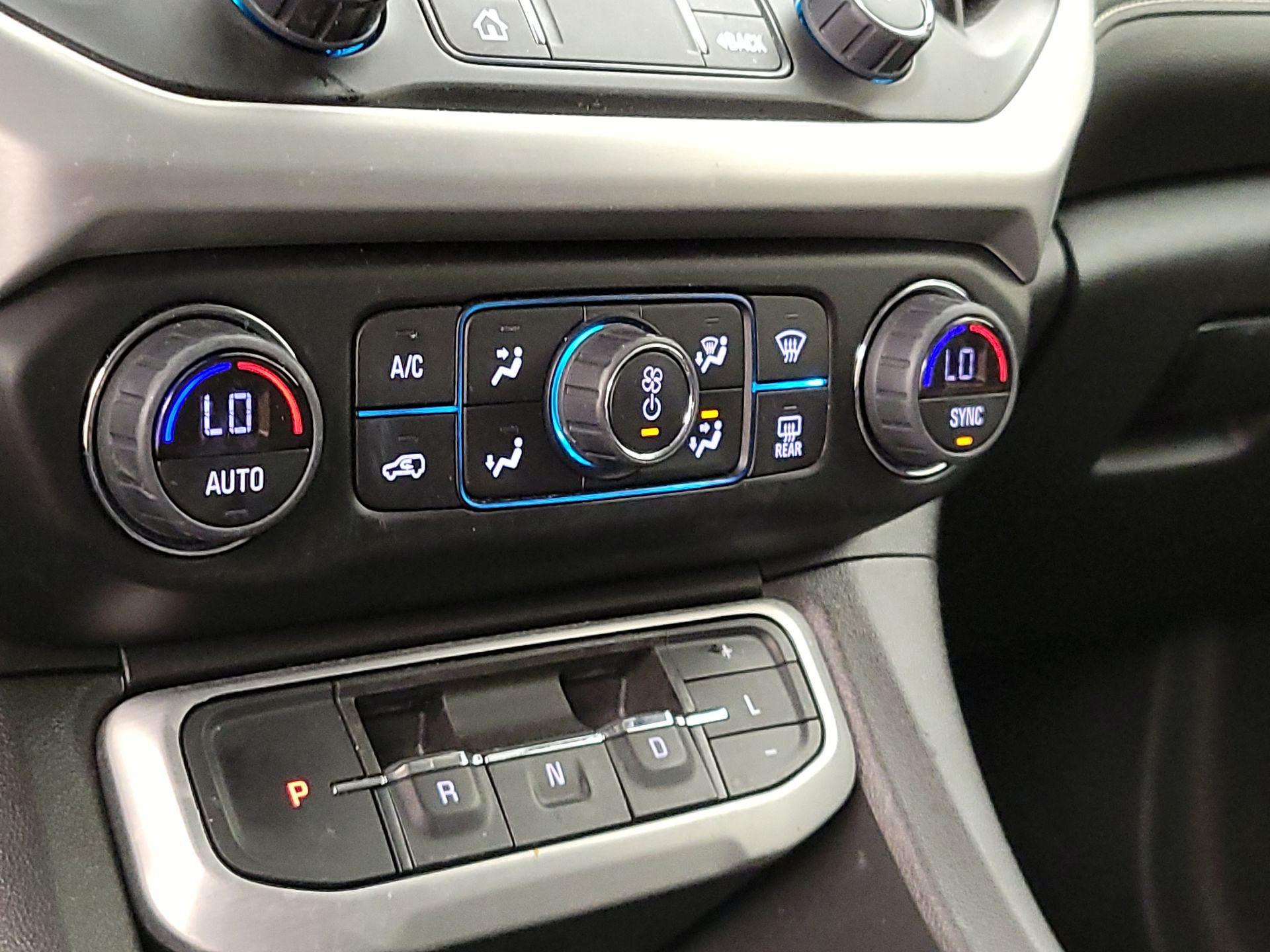 Thumbnail: 2023 GMC Acadia - 16