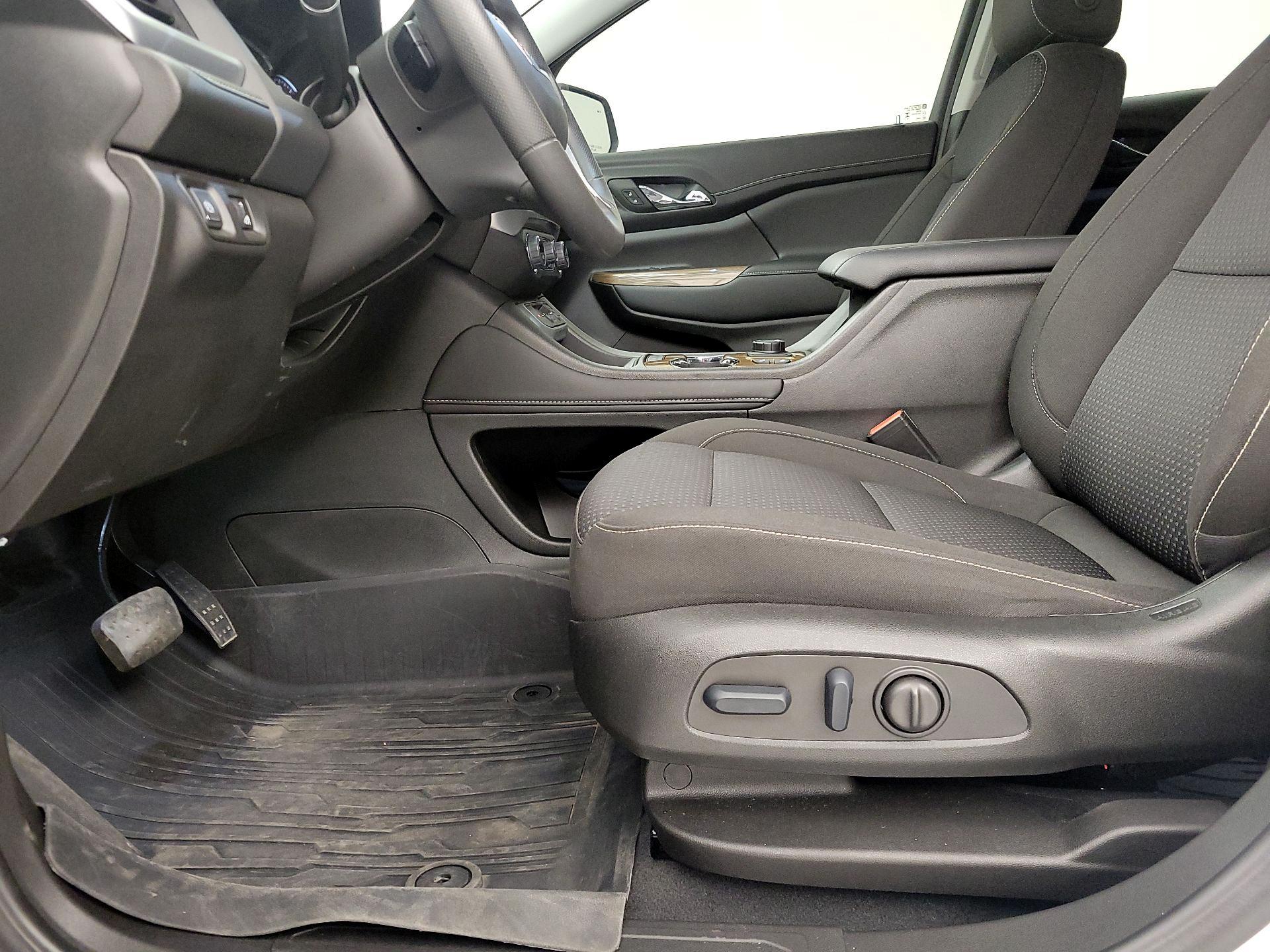 Thumbnail: 2023 GMC Acadia - 11