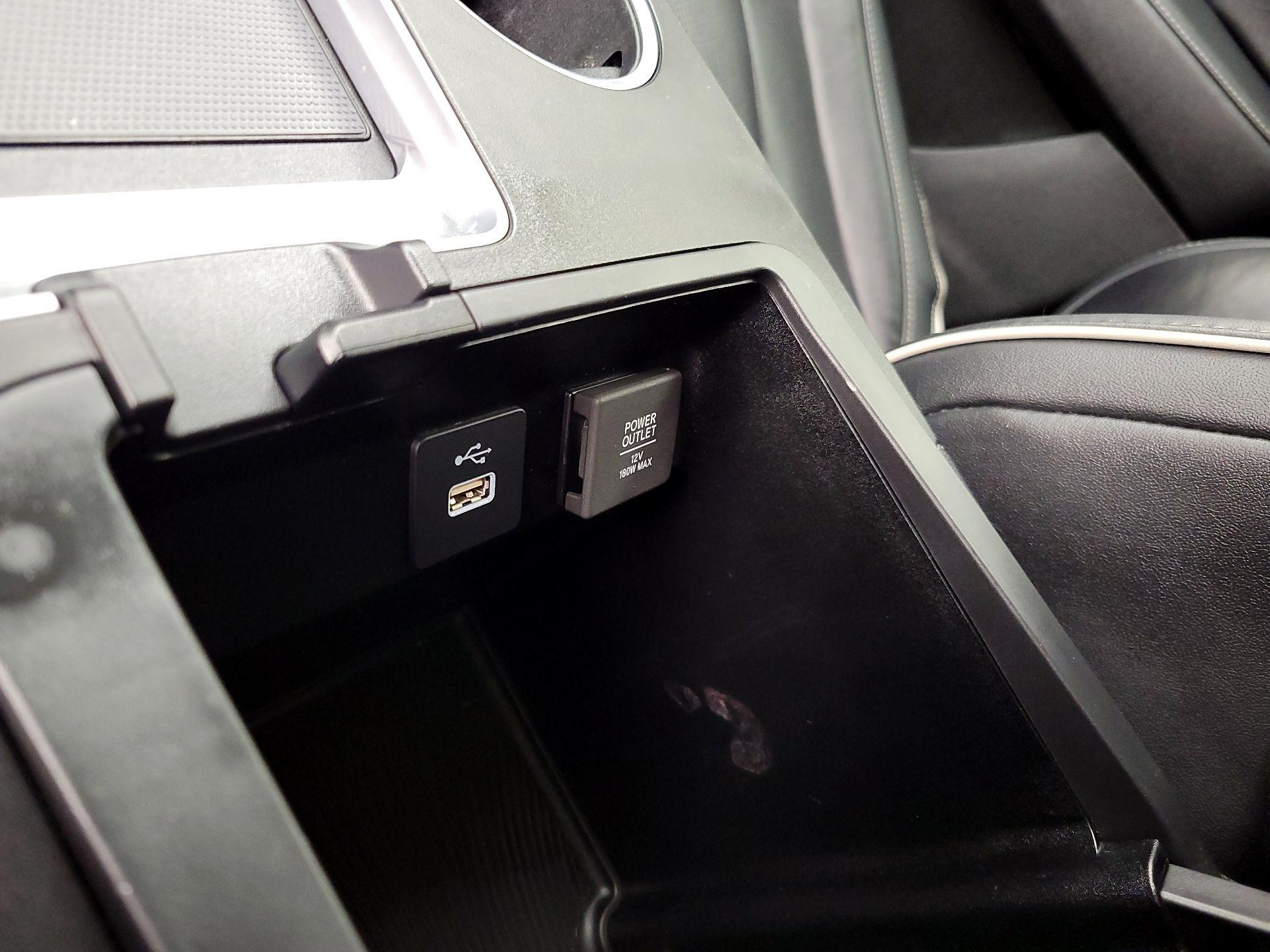 Thumbnail: 2023 Acura MDX - 19