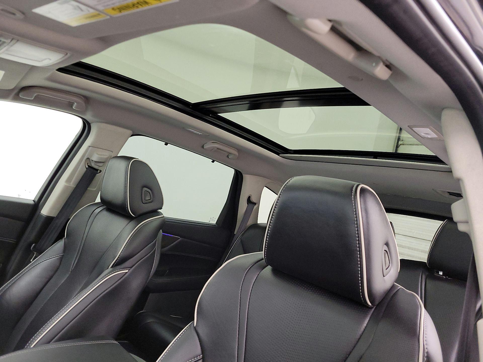 Thumbnail: 2023 Acura MDX - 20