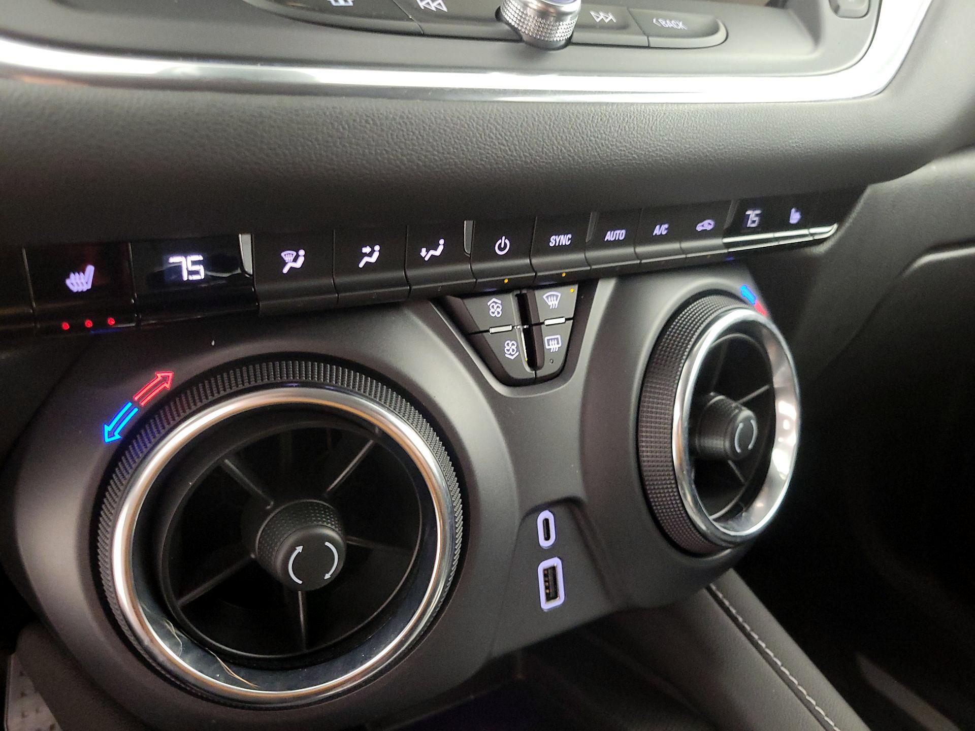 Thumbnail: 2023 Chevrolet Blazer - 16