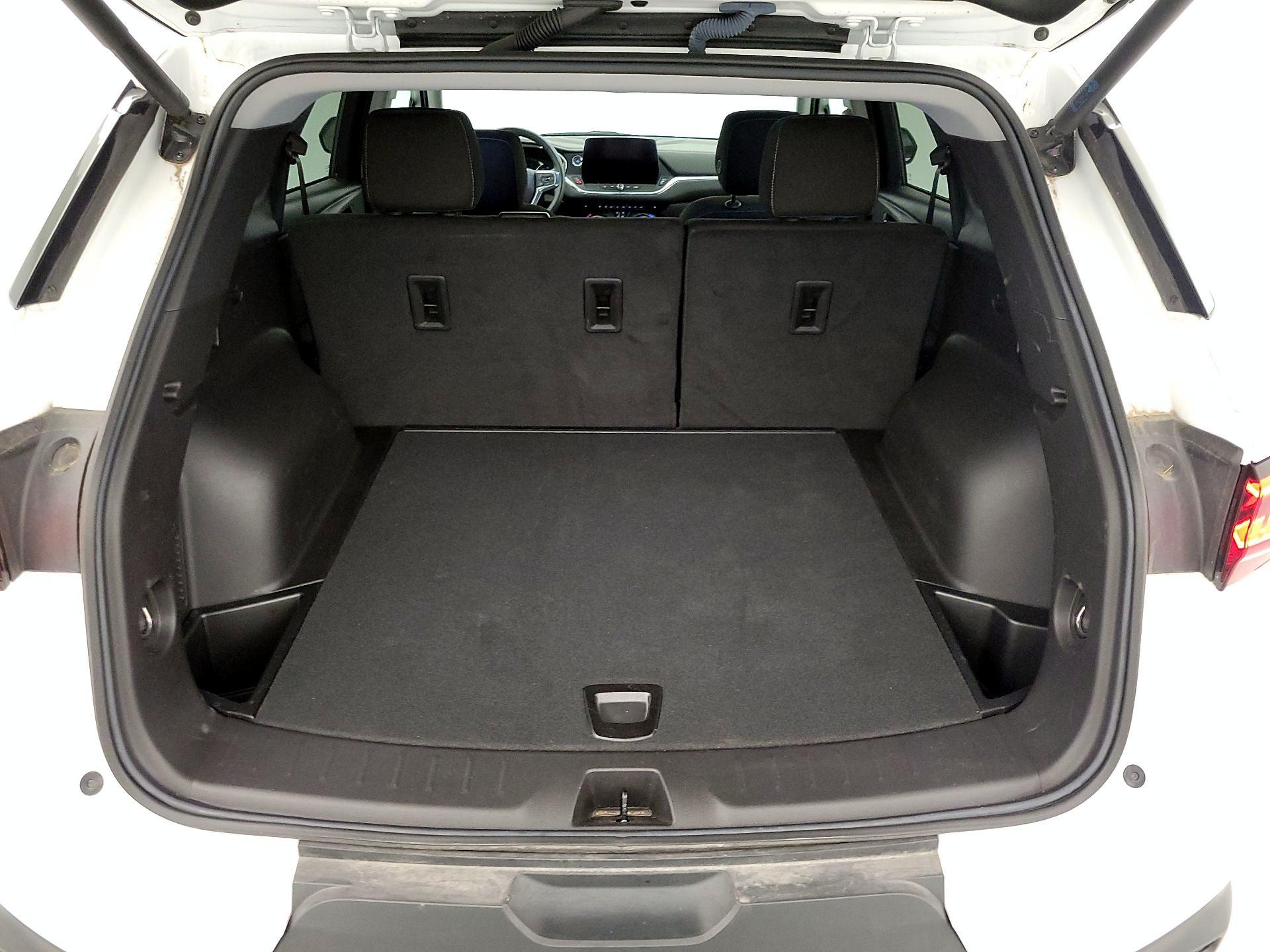 Thumbnail: 2023 Chevrolet Blazer - 20