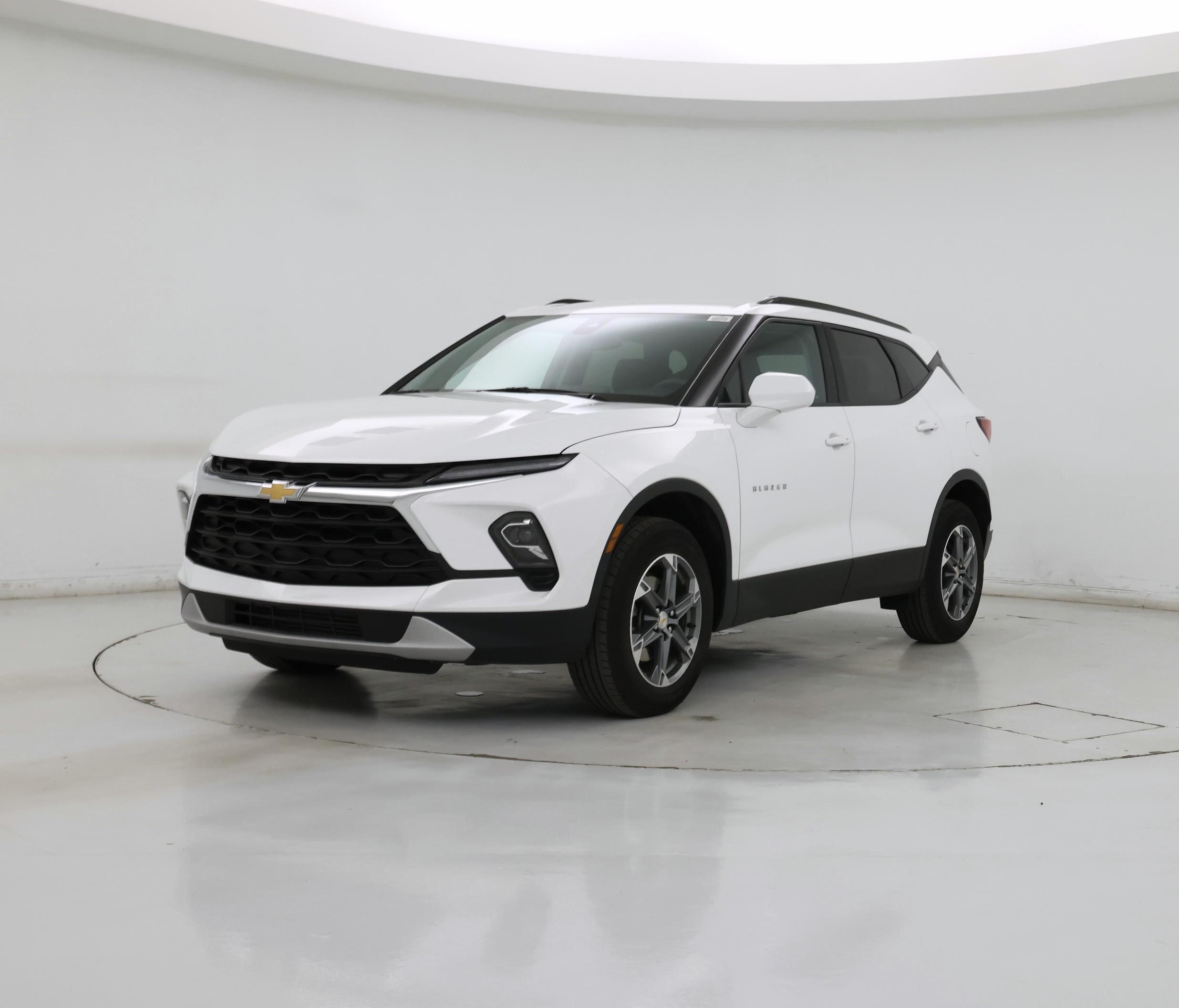 Thumbnail: 2023 Chevrolet Blazer - 4