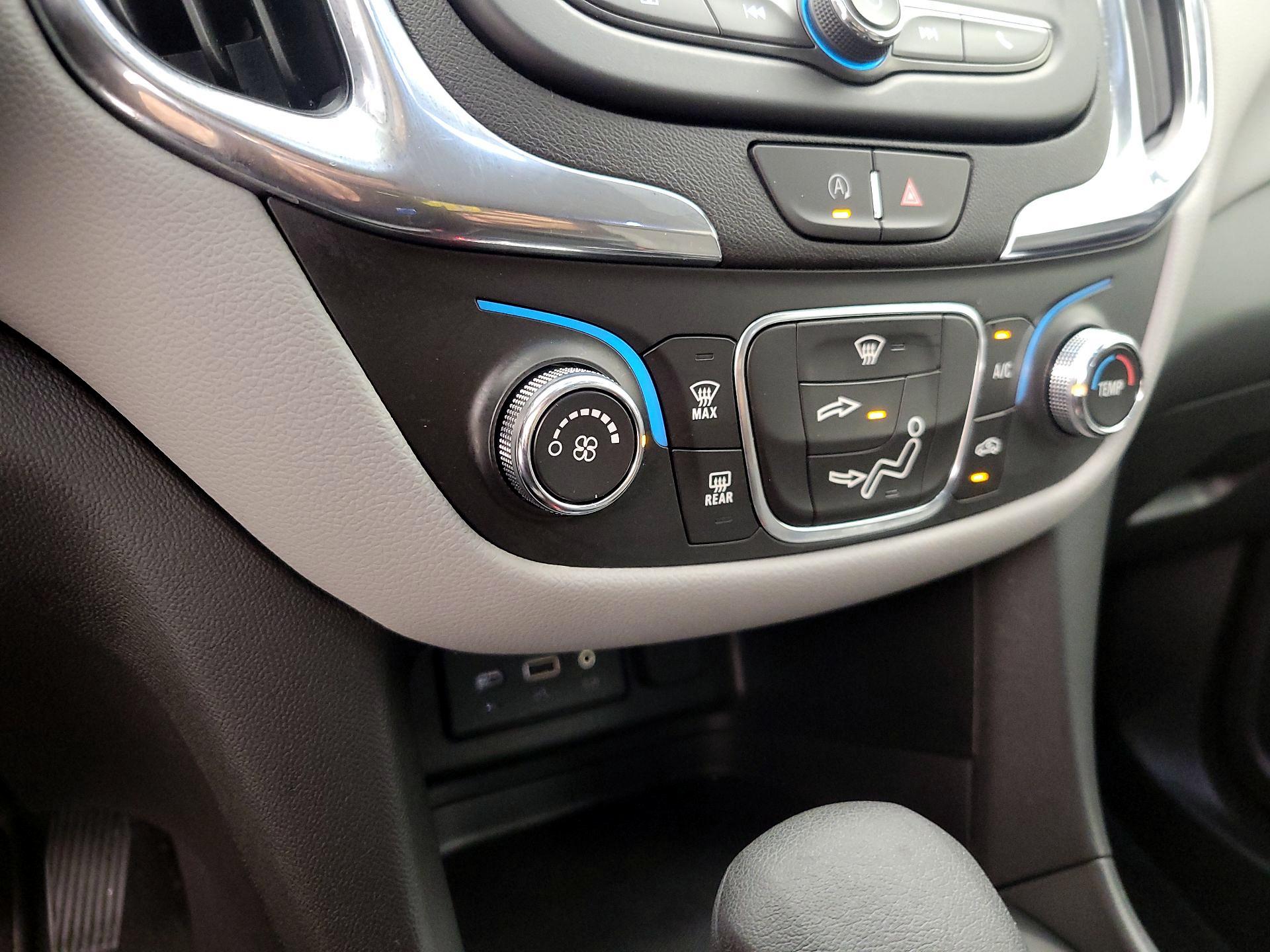 Thumbnail: 2022 Chevrolet Equinox - 16