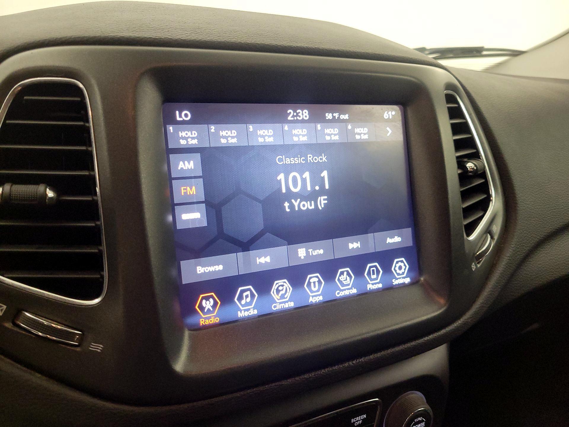 Thumbnail: 2021 Jeep Compass - 15