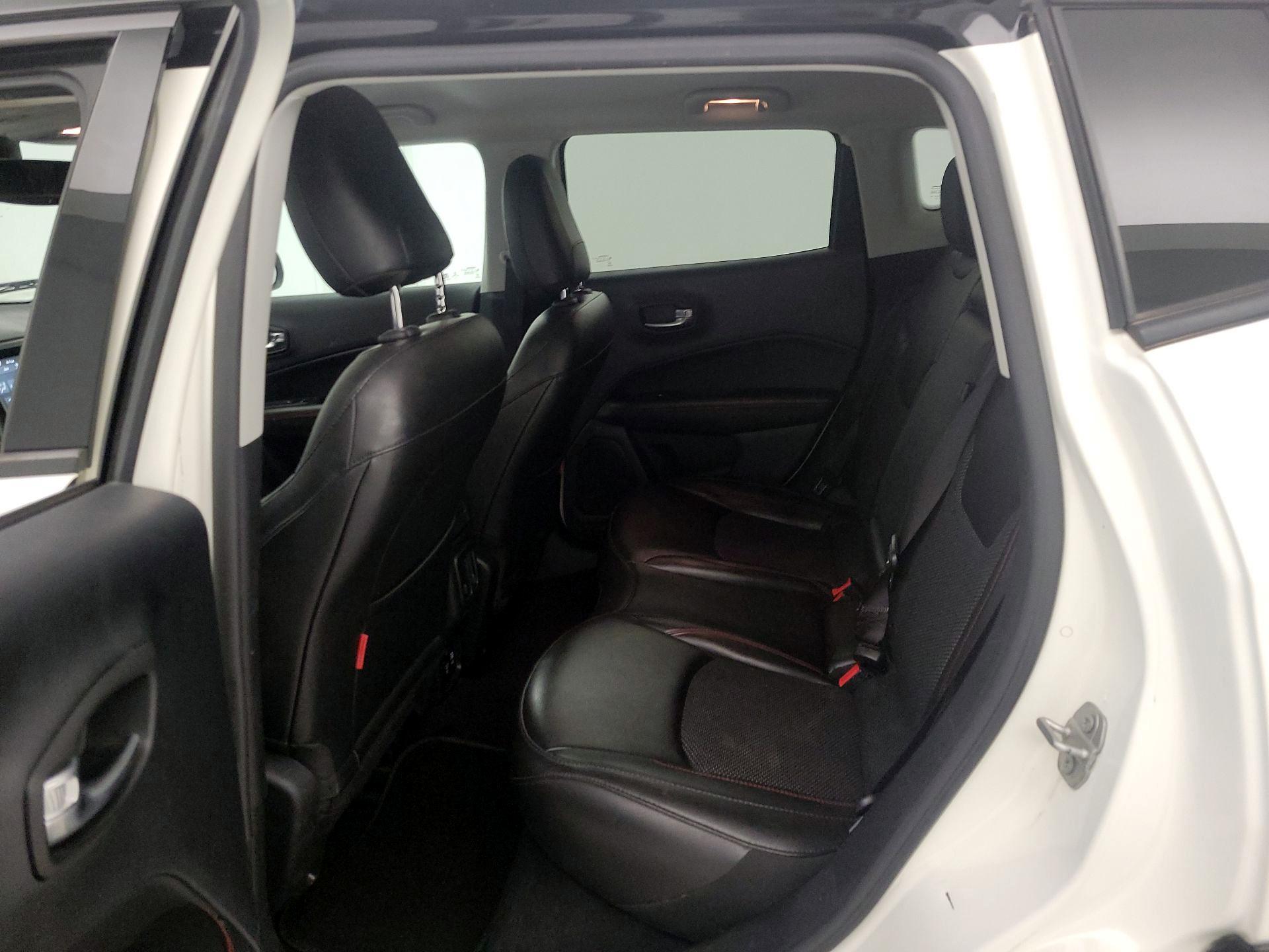 Thumbnail: 2021 Jeep Compass - 19