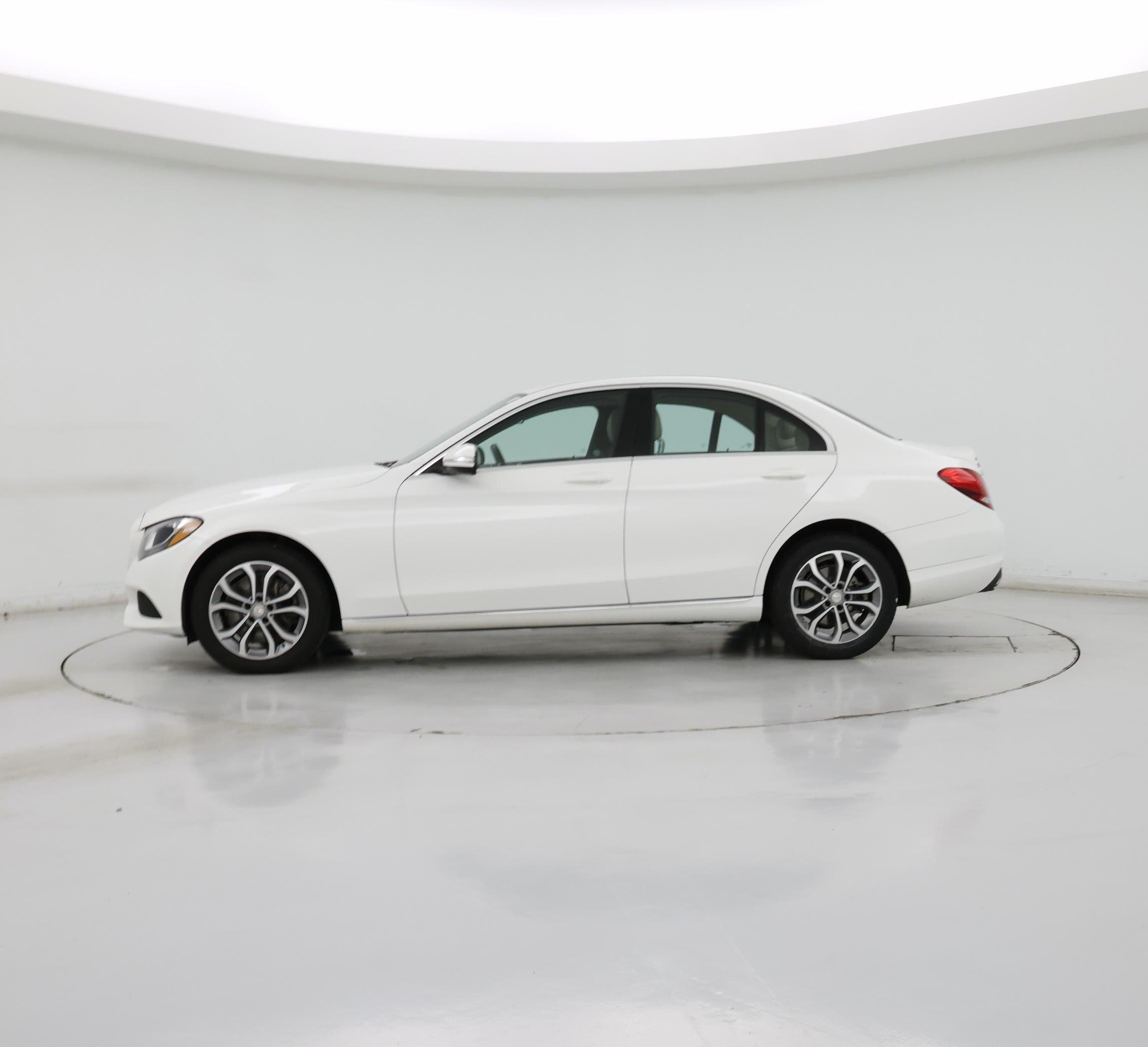 Thumbnail: 2015 Mercedes-Benz C-Class - 3