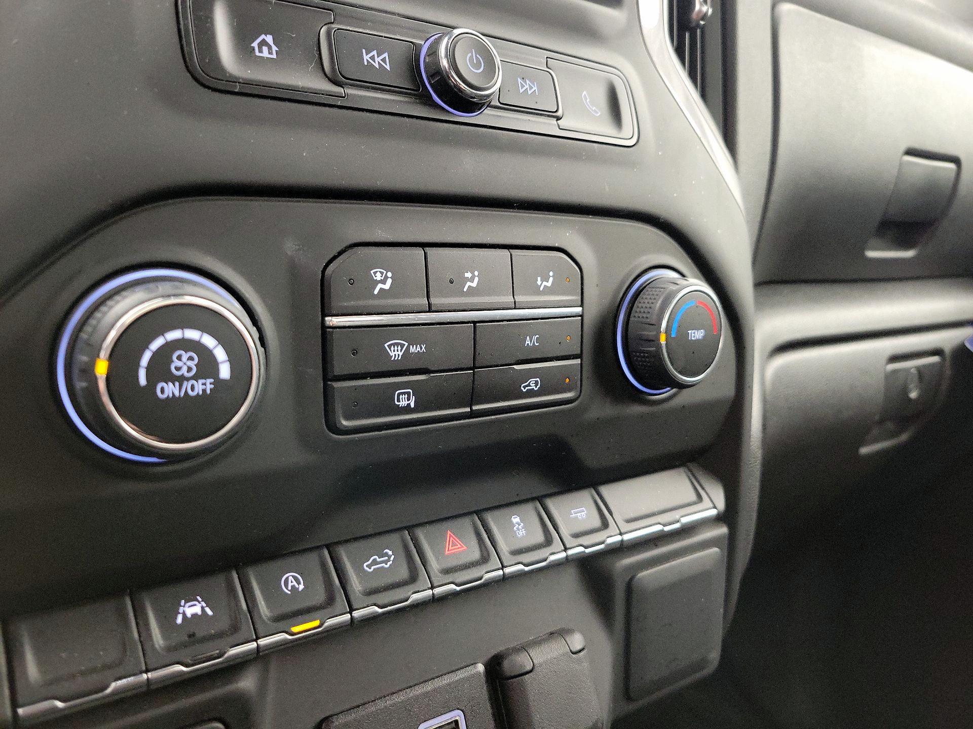 Thumbnail: 2024 Chevrolet Silverado 1500 - 16