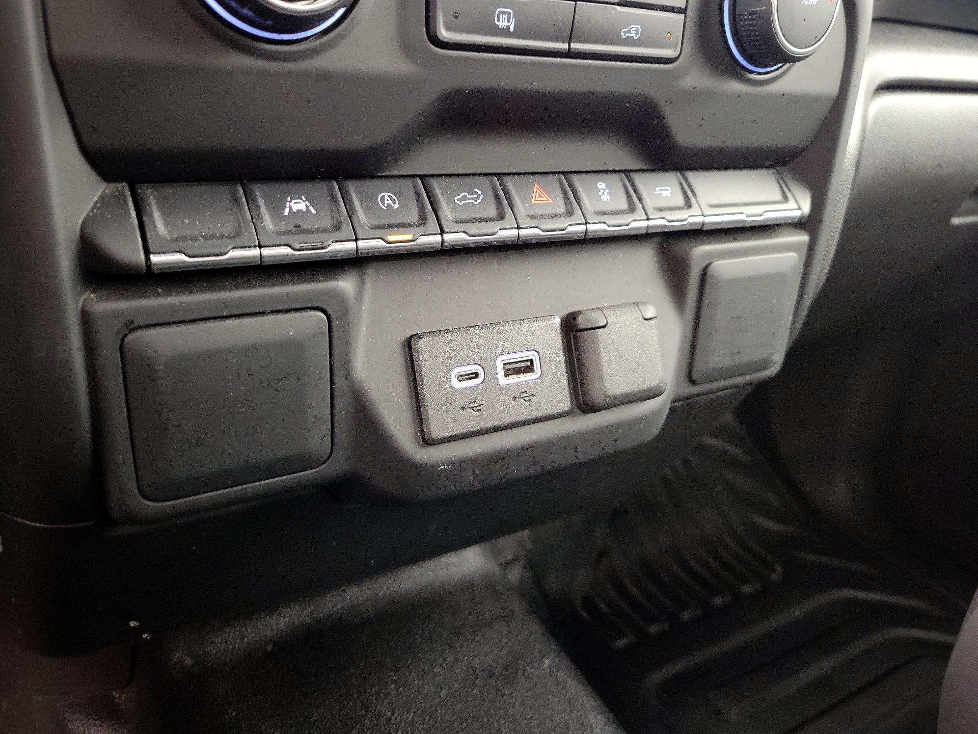 Thumbnail: 2024 Chevrolet Silverado 1500 - 18