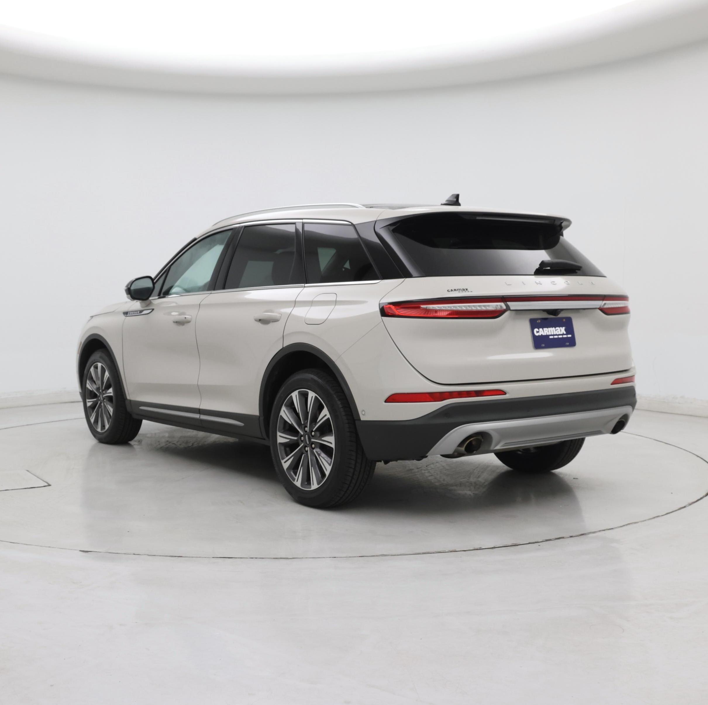 Thumbnail: 2020 Lincoln Corsair - 2