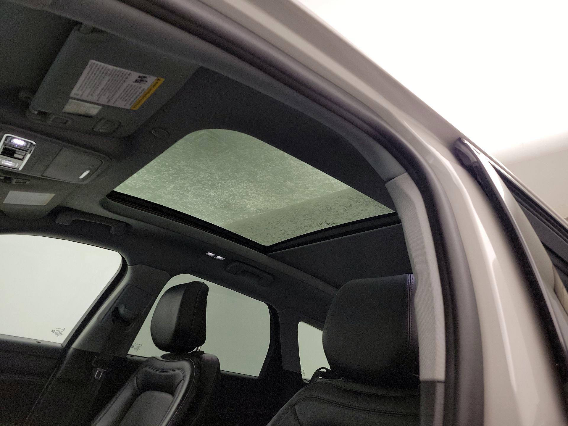 Thumbnail: 2020 Lincoln Corsair - 20