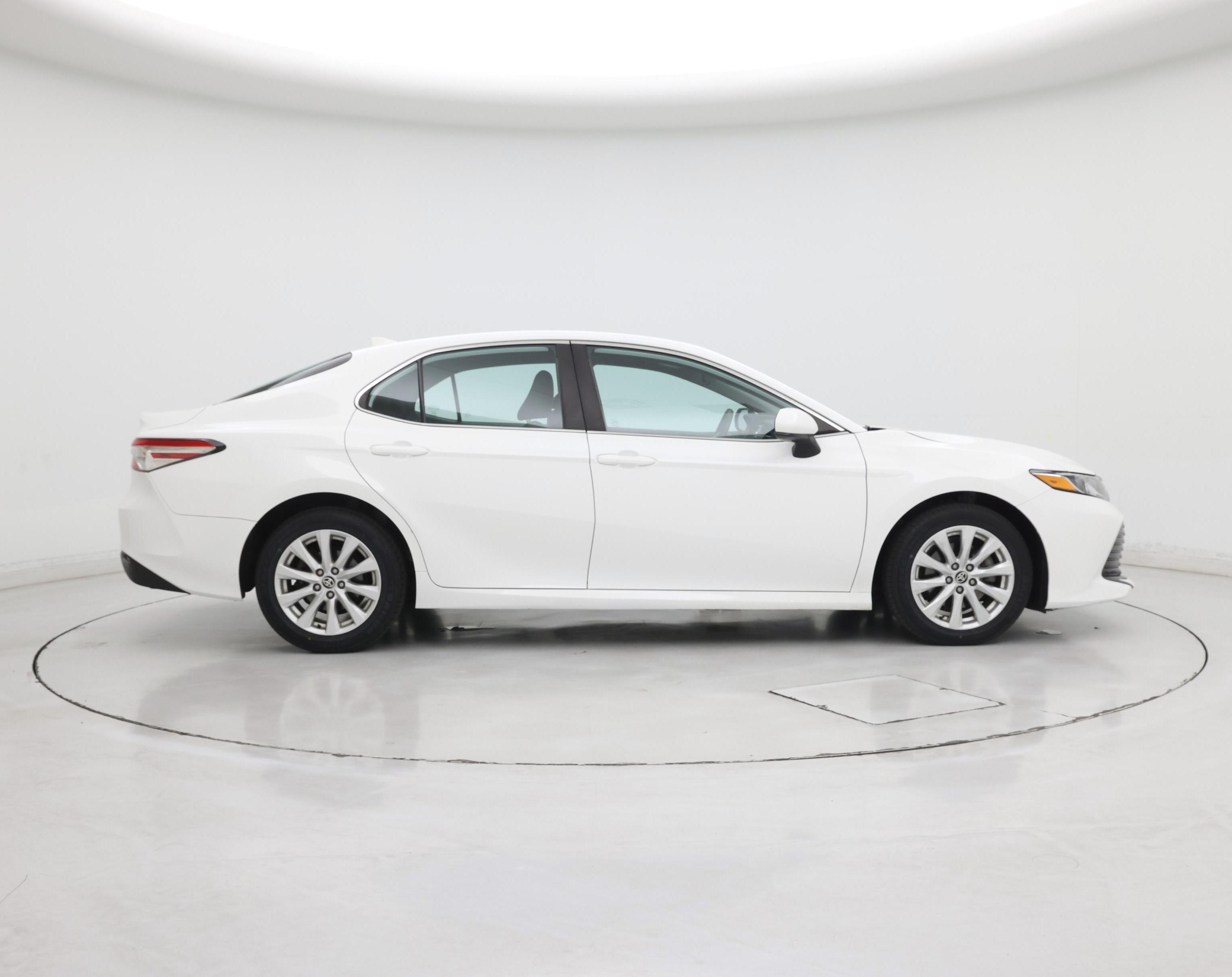 Thumbnail: 2020 Toyota Camry - 7