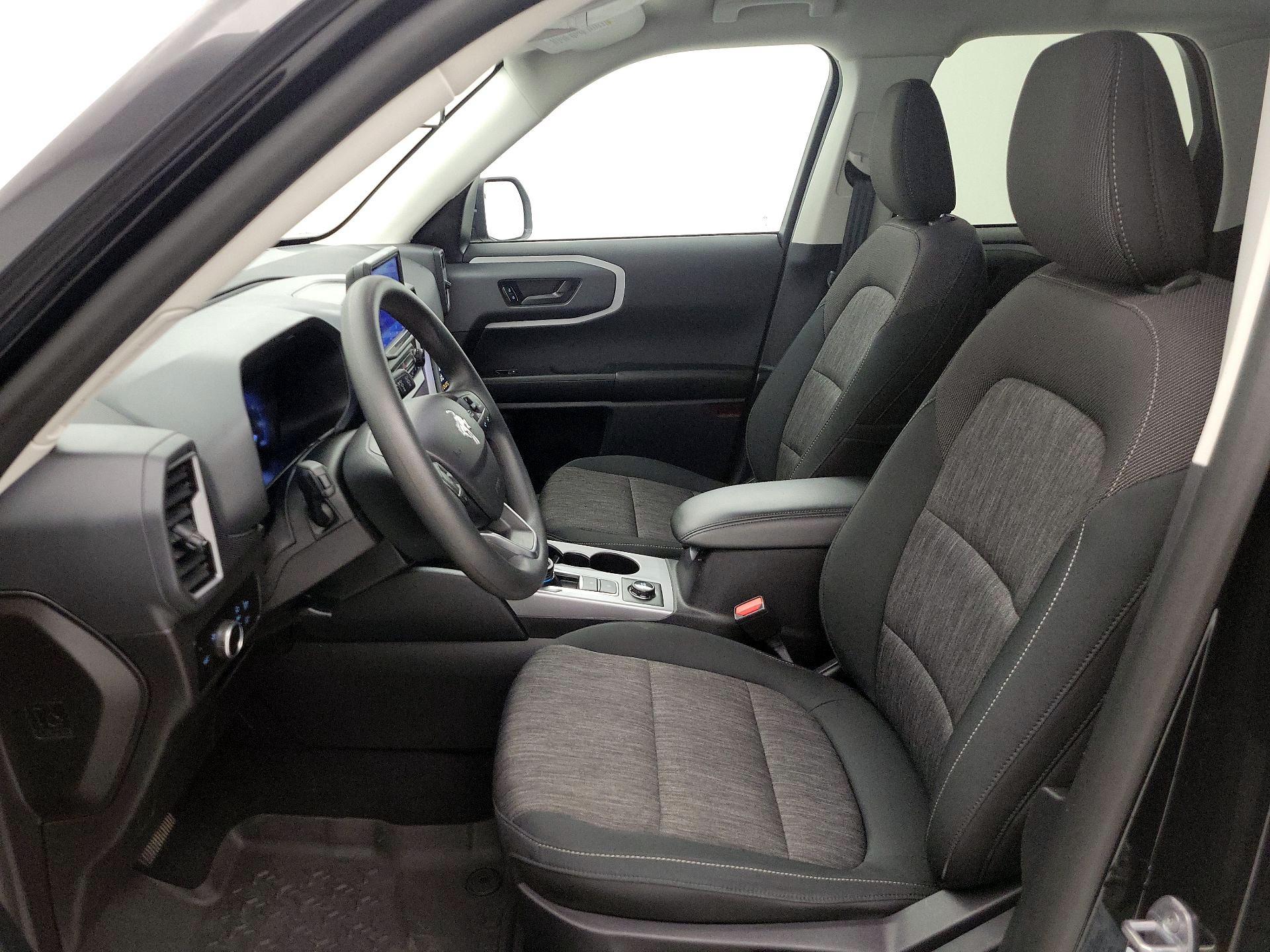 Thumbnail: 2023 Ford Bronco Sport - 11