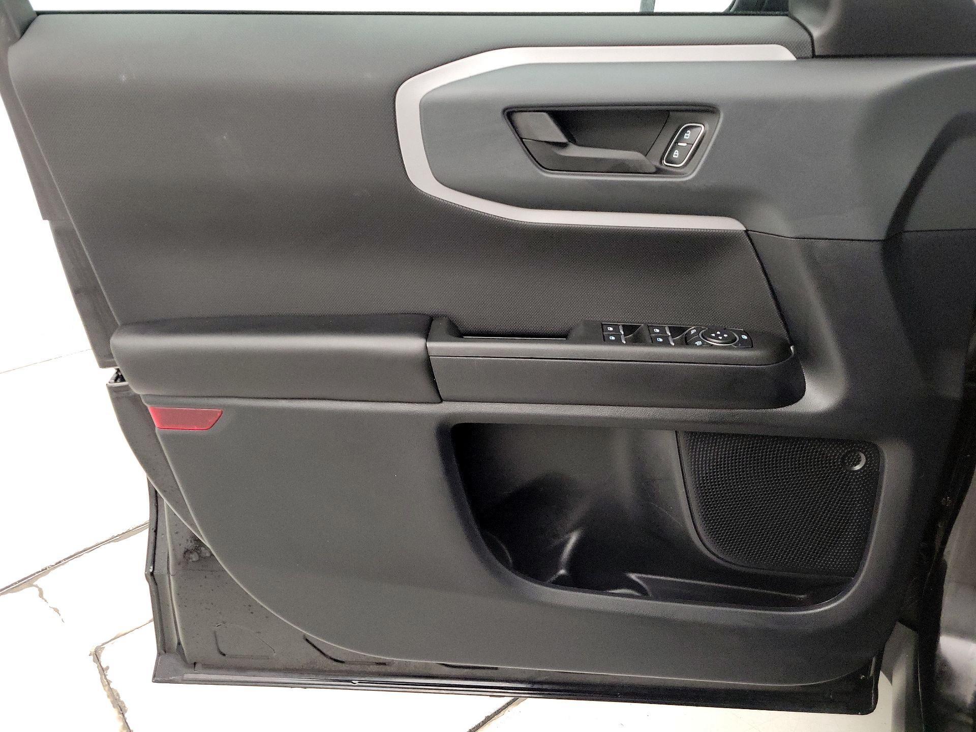 Thumbnail: 2023 Ford Bronco Sport - 12