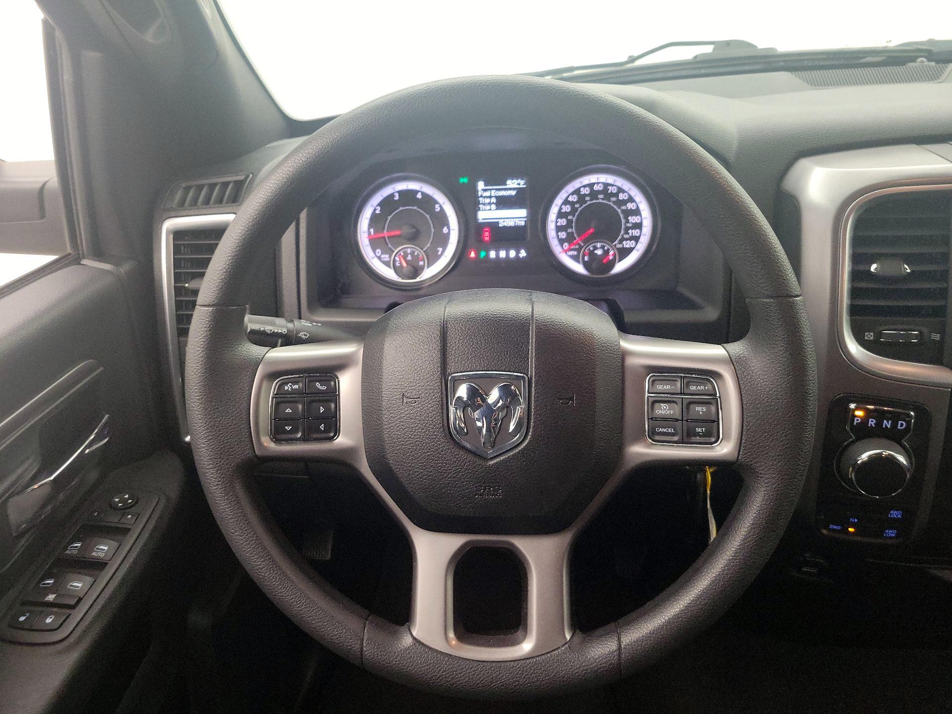 Thumbnail: 2022 RAM 1500 Classic - 10