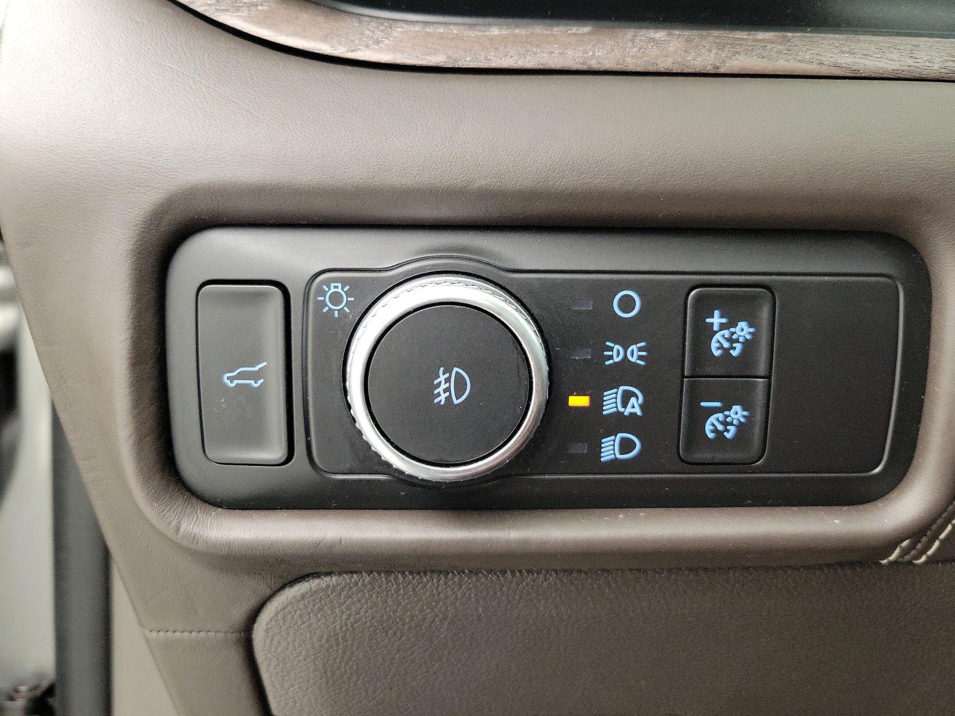 Thumbnail: 2020 Ford Explorer - 13