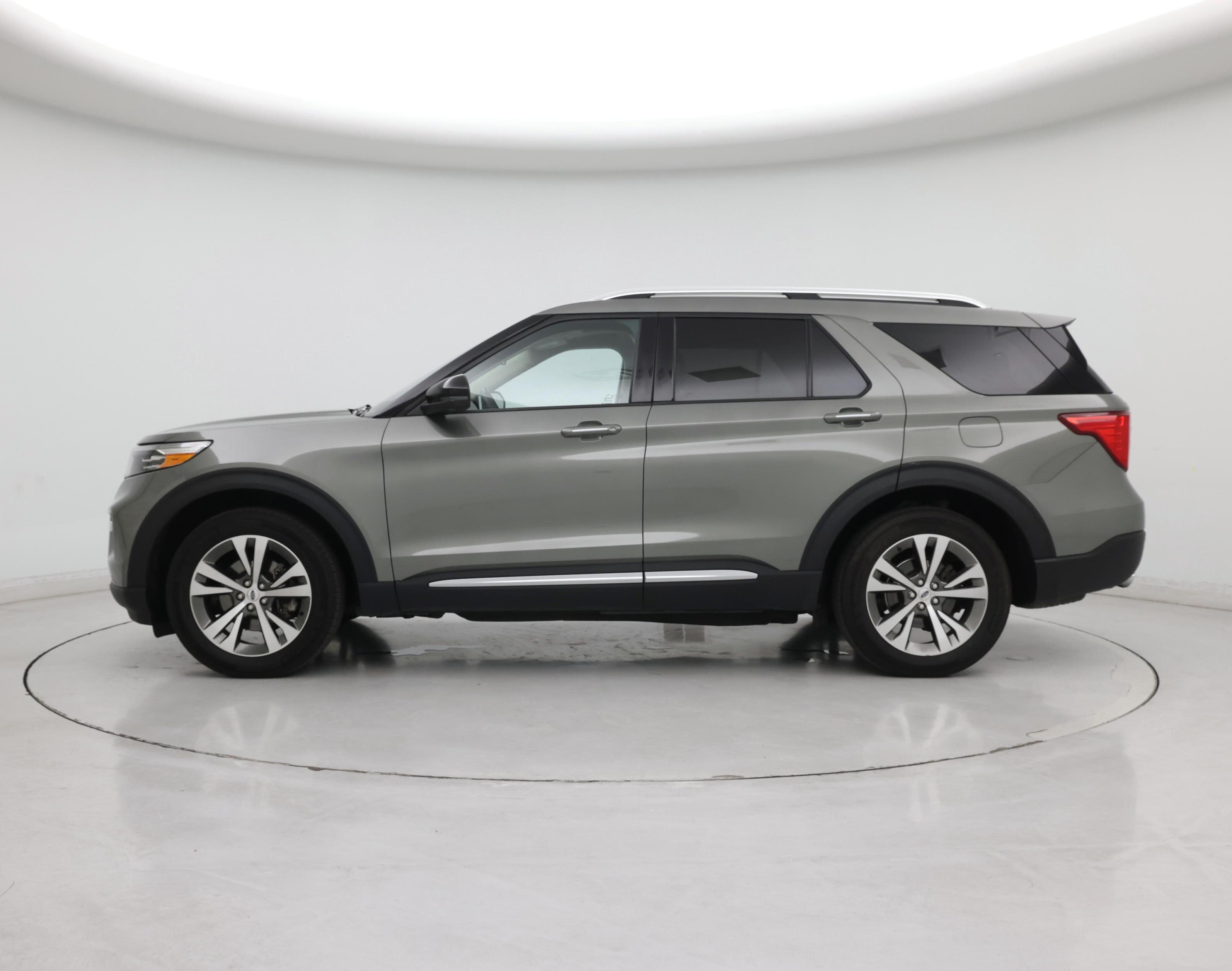 Thumbnail: 2020 Ford Explorer - 3