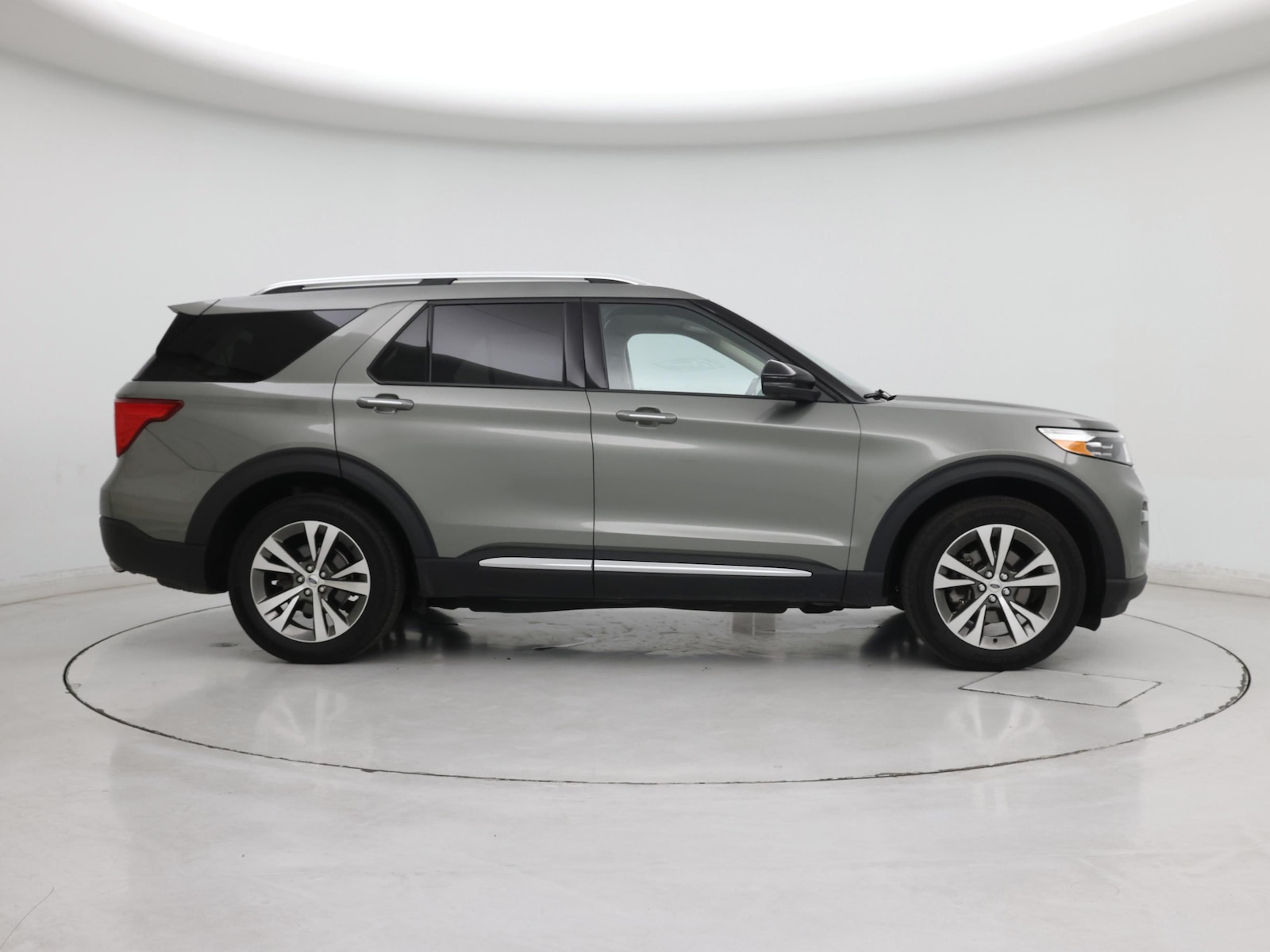 2020 Ford Explorer Platinum - Photo 8