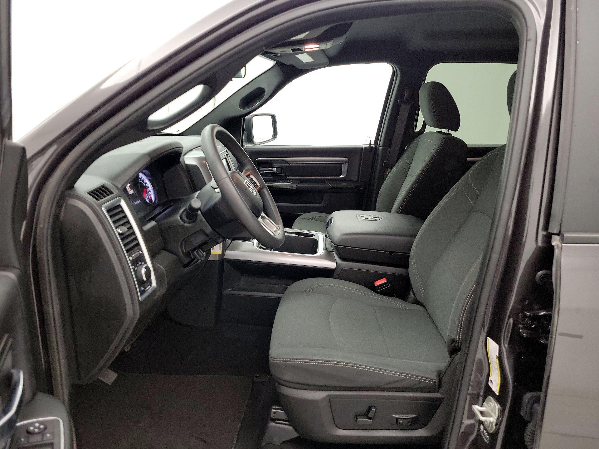 Thumbnail: 2023 RAM 1500 Classic - 11