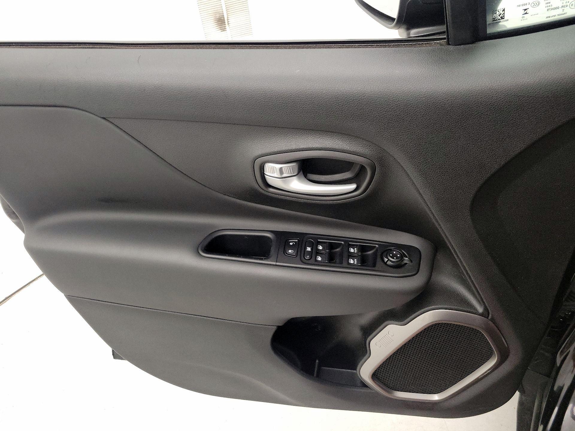 Thumbnail: 2023 Jeep Renegade - 12