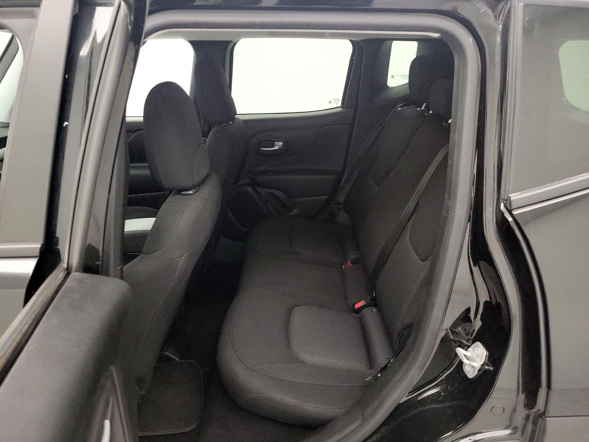 Thumbnail: 2023 Jeep Renegade - 20