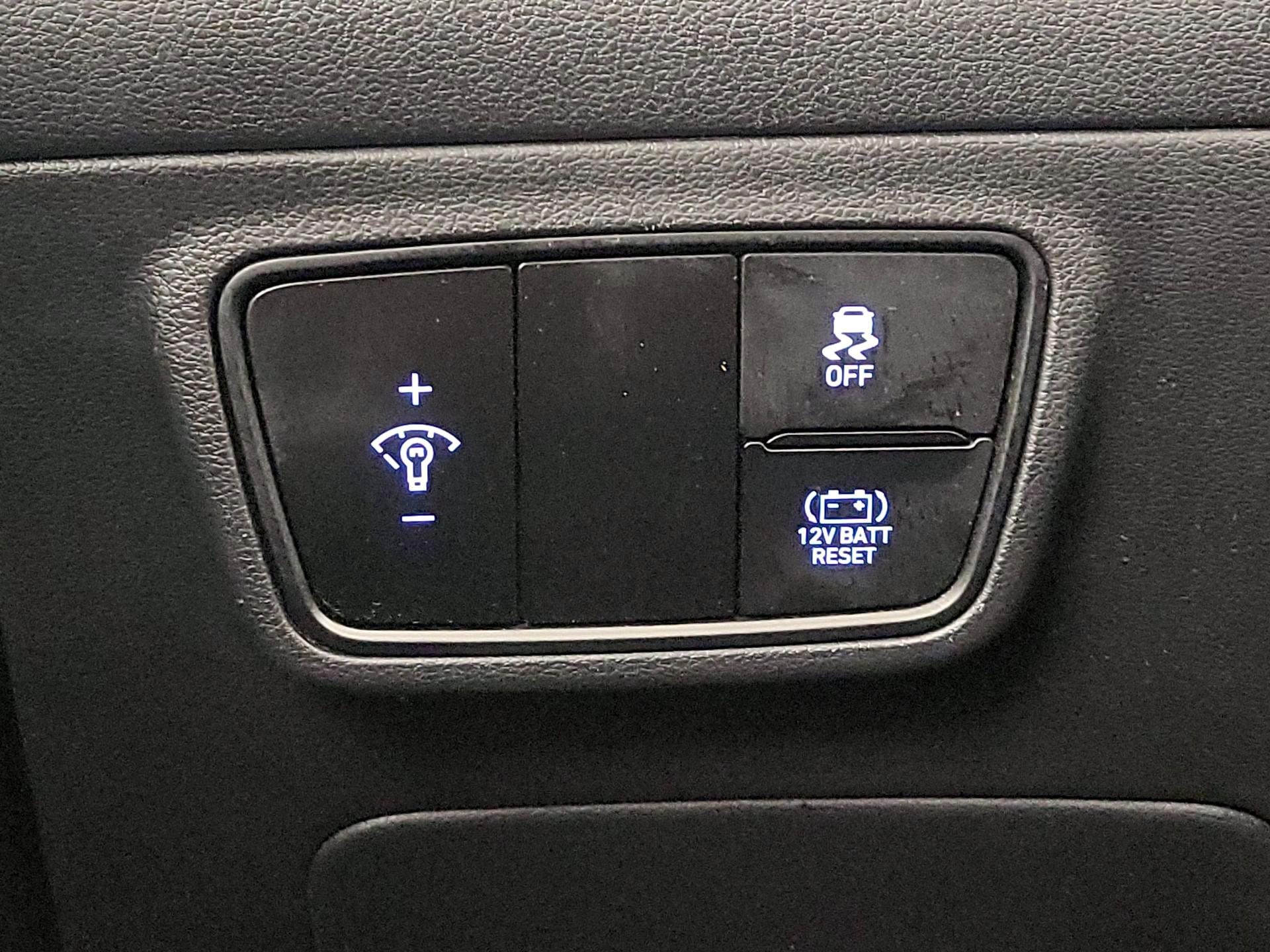 Thumbnail: 2022 Hyundai Tucson - 13