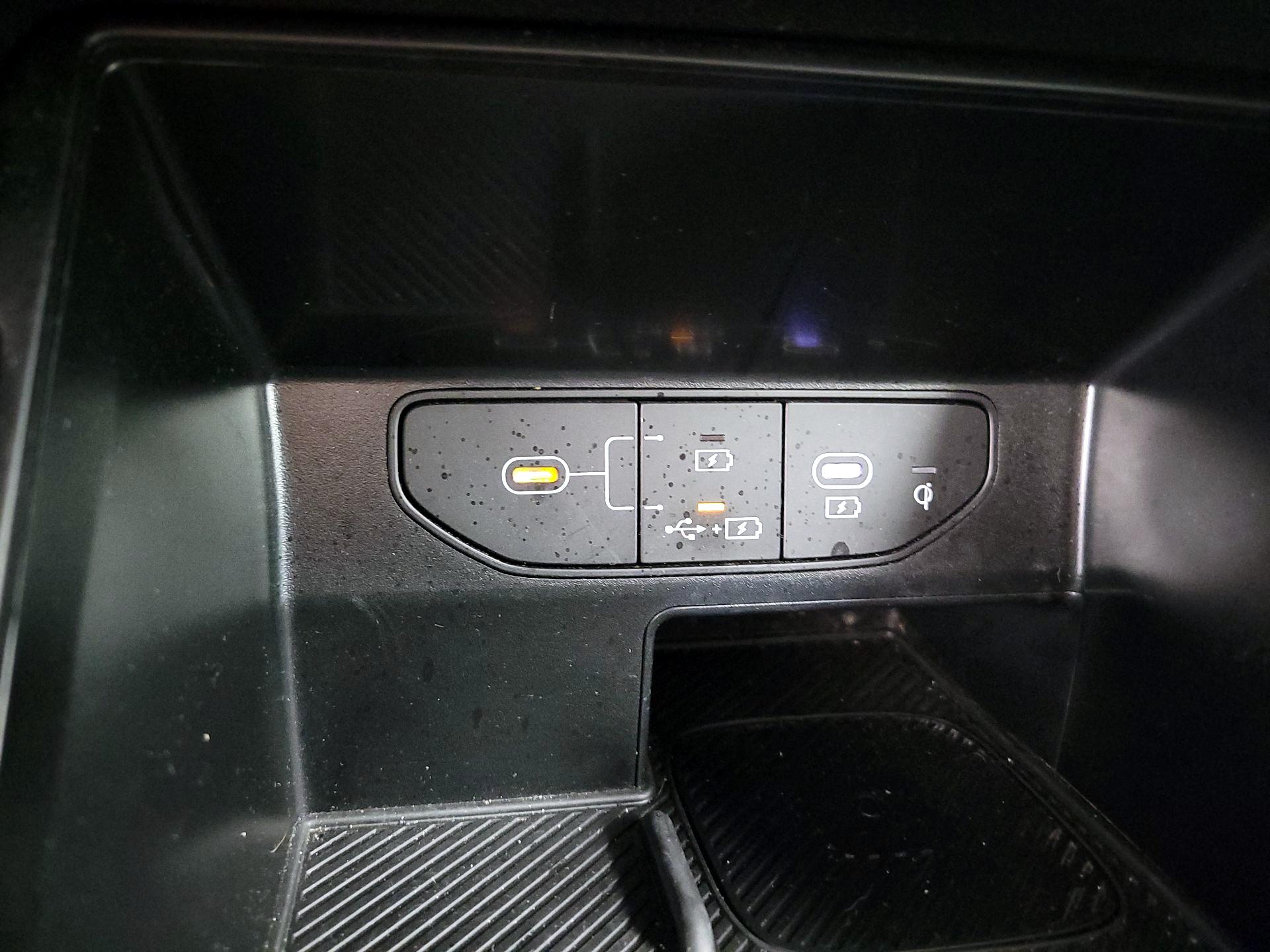 Thumbnail: 2024 Kia Sorento - 19