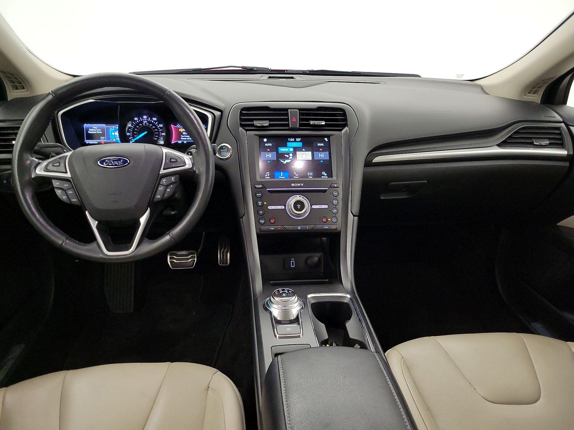 Thumbnail: 2017 Ford Fusion - 9