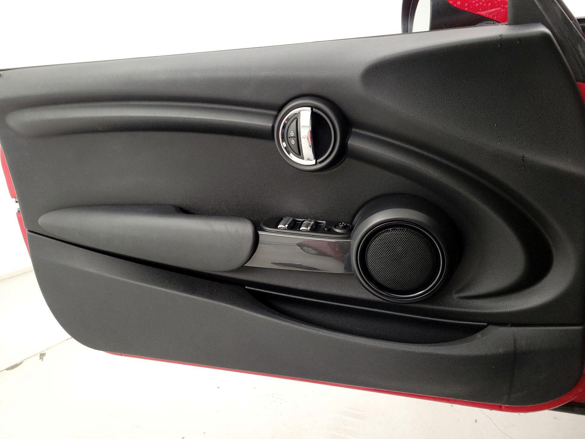 Thumbnail: 2019 MINI Cooper - 12