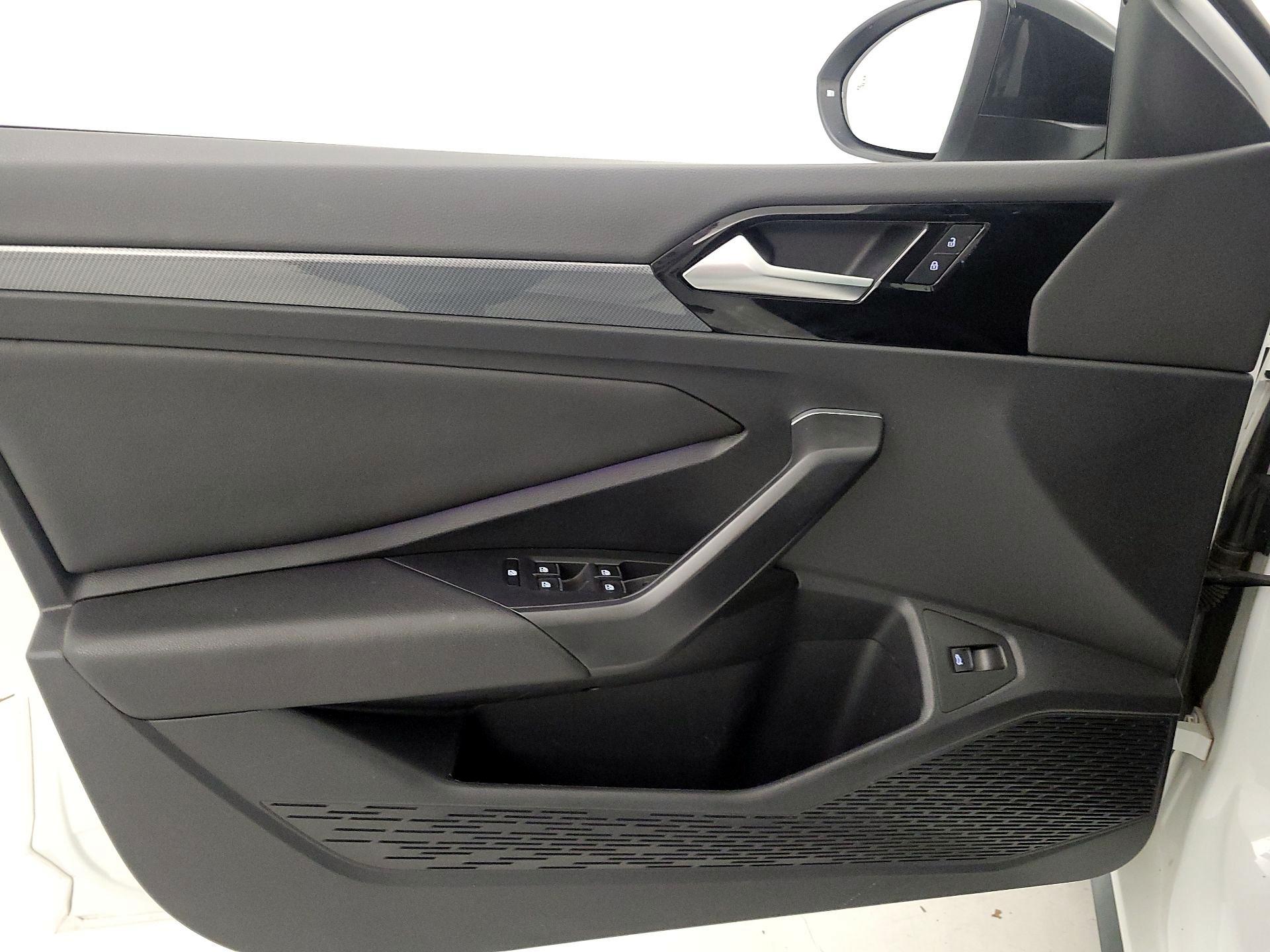 Thumbnail: 2021 Volkswagen Jetta - 12