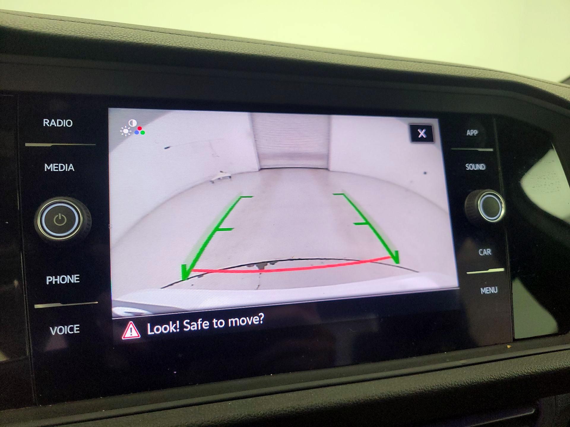 Thumbnail: 2021 Volkswagen Jetta - 14