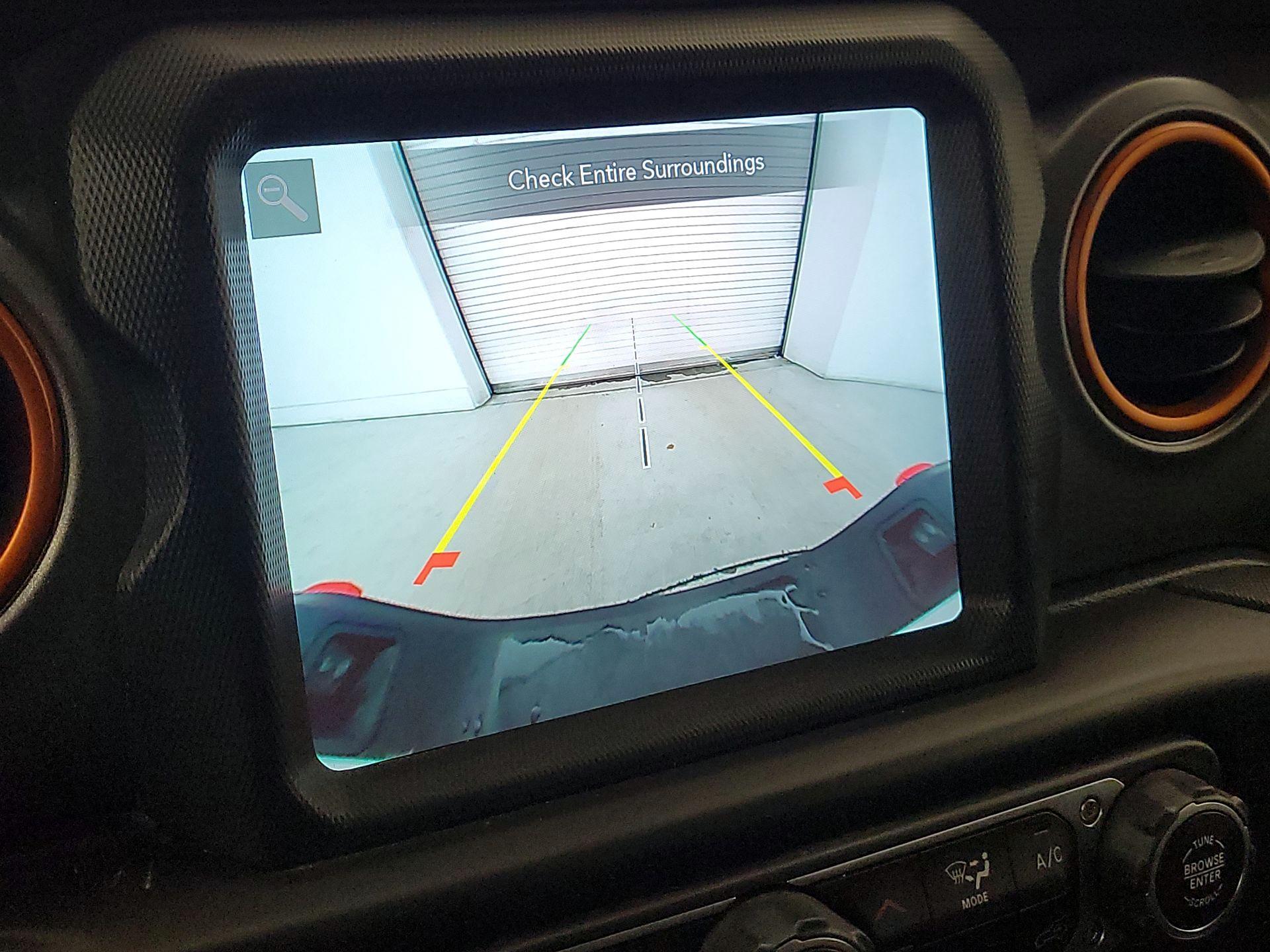 Thumbnail: 2021 Jeep Gladiator - 15