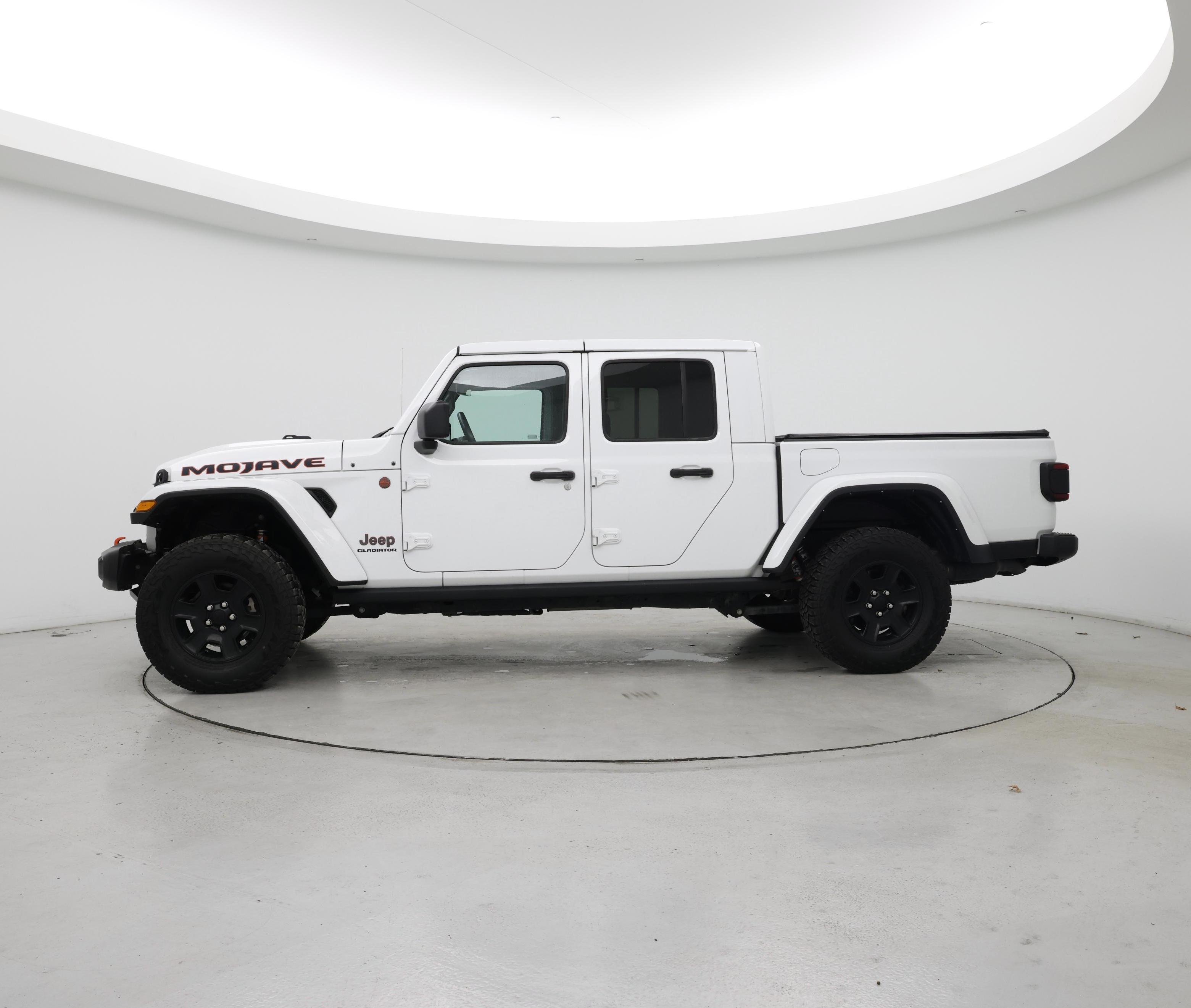 Thumbnail: 2021 Jeep Gladiator - 3