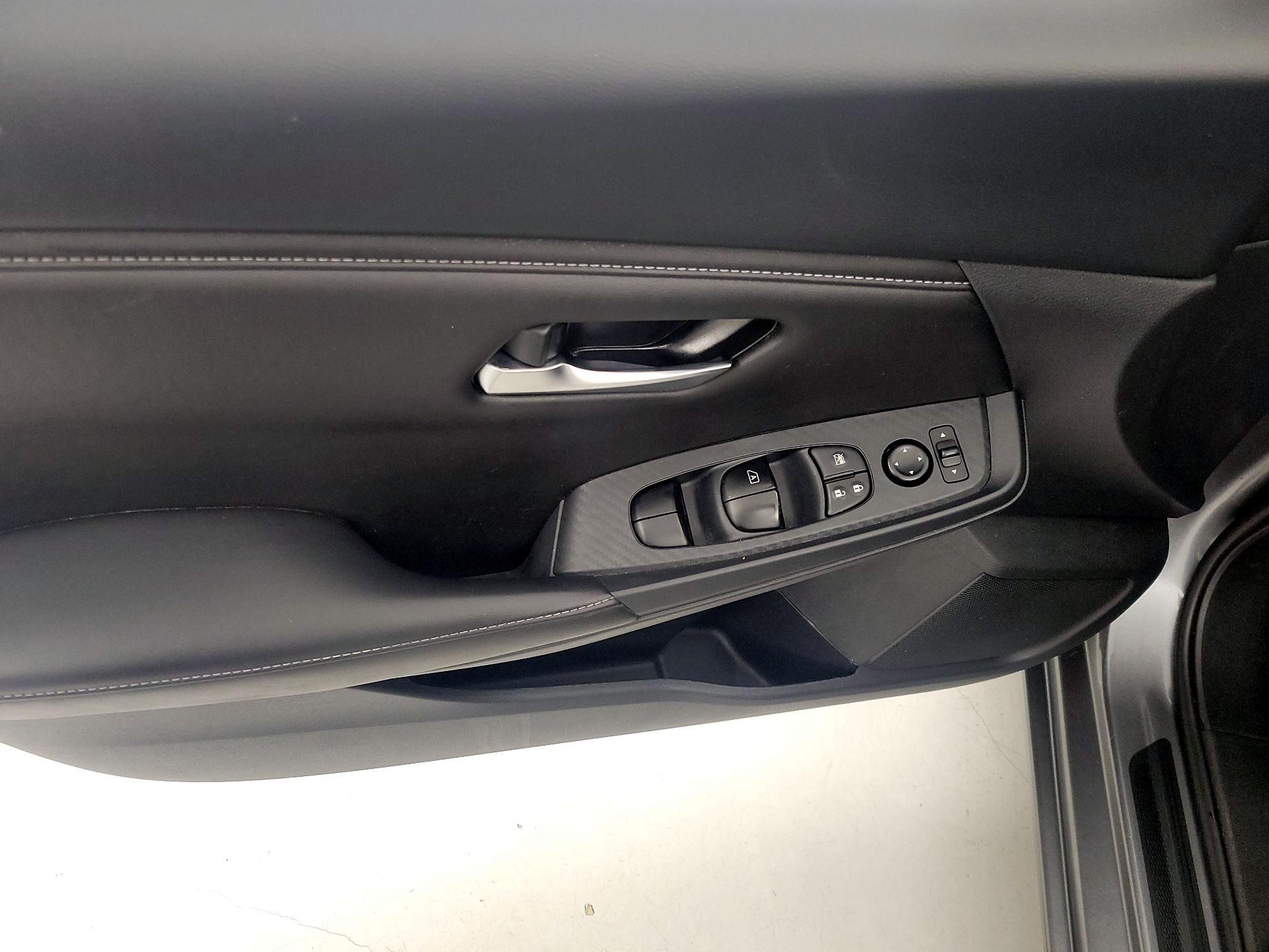 Thumbnail: 2025 Nissan Sentra - 12