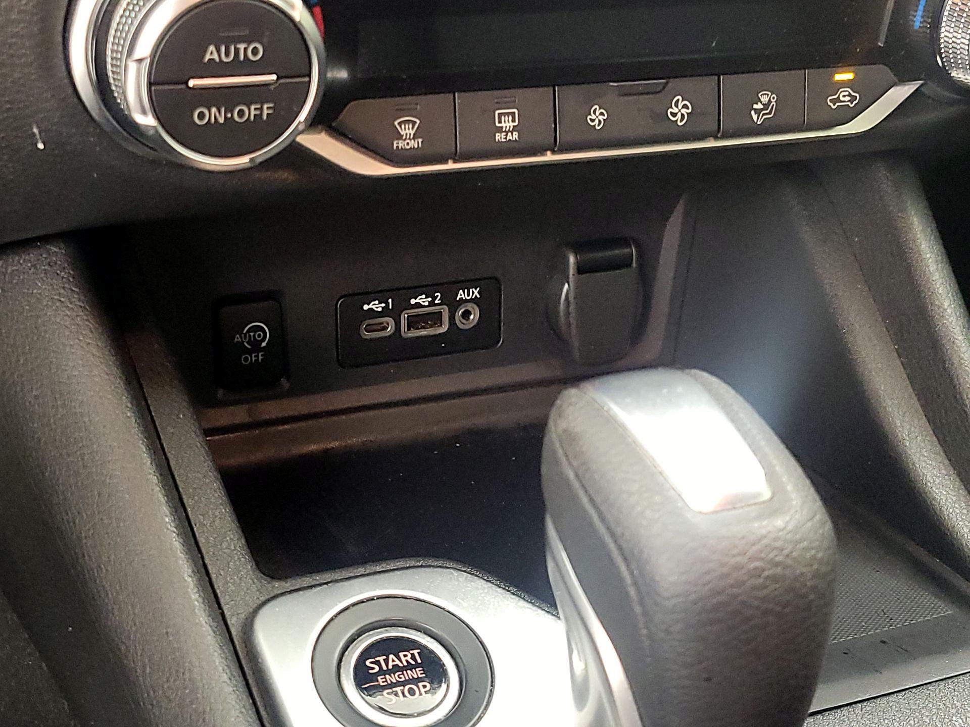 Thumbnail: 2025 Nissan Sentra - 18