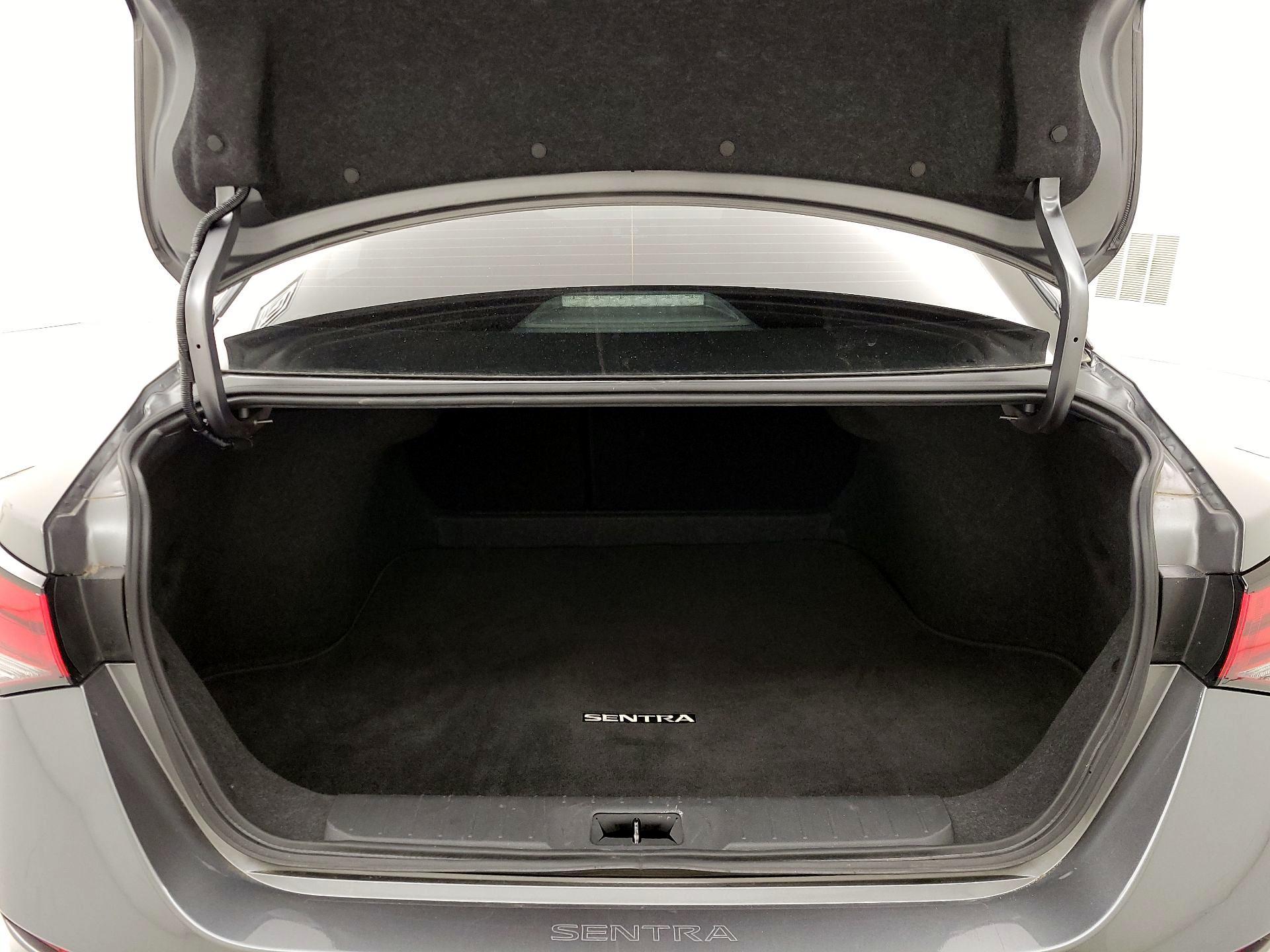 Thumbnail: 2025 Nissan Sentra - 20