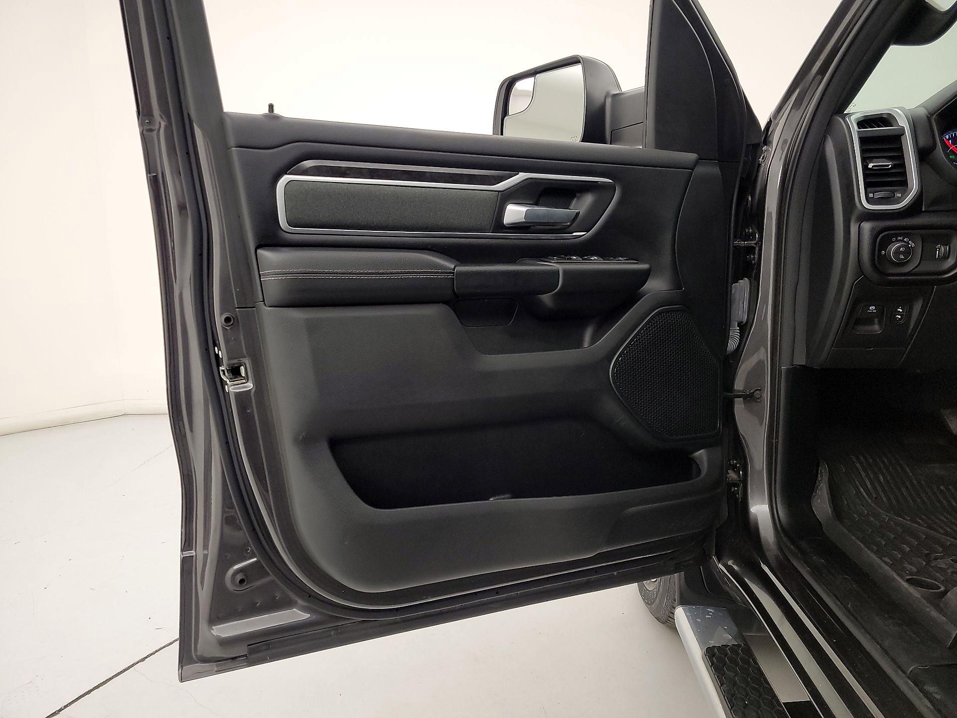 Thumbnail: 2022 RAM 1500 - 10