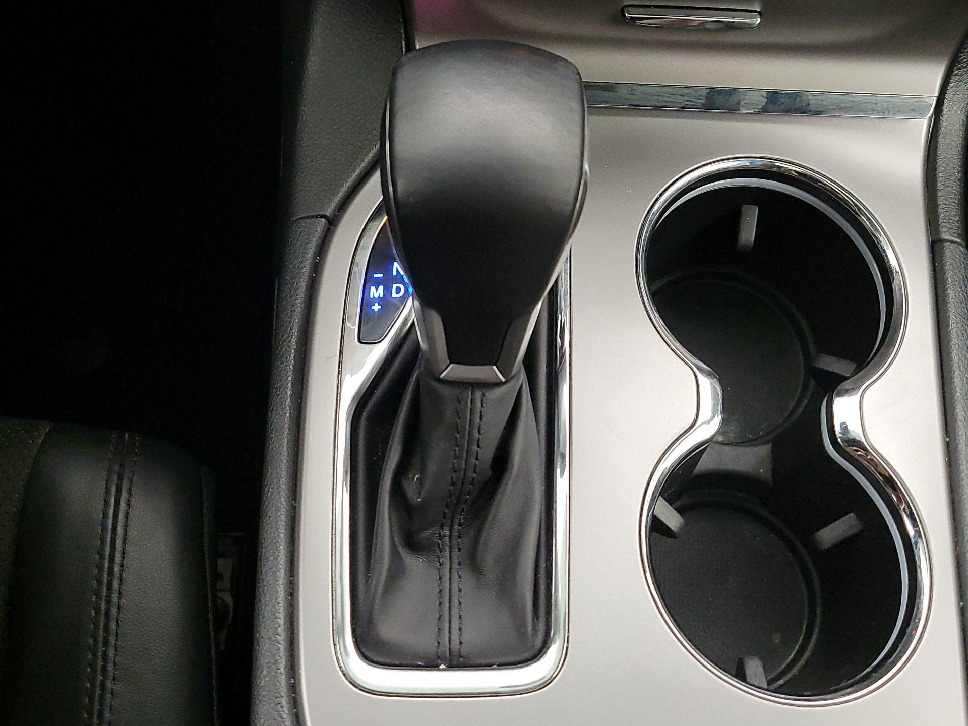 Thumbnail: 2020 Jeep Grand Cherokee - 18