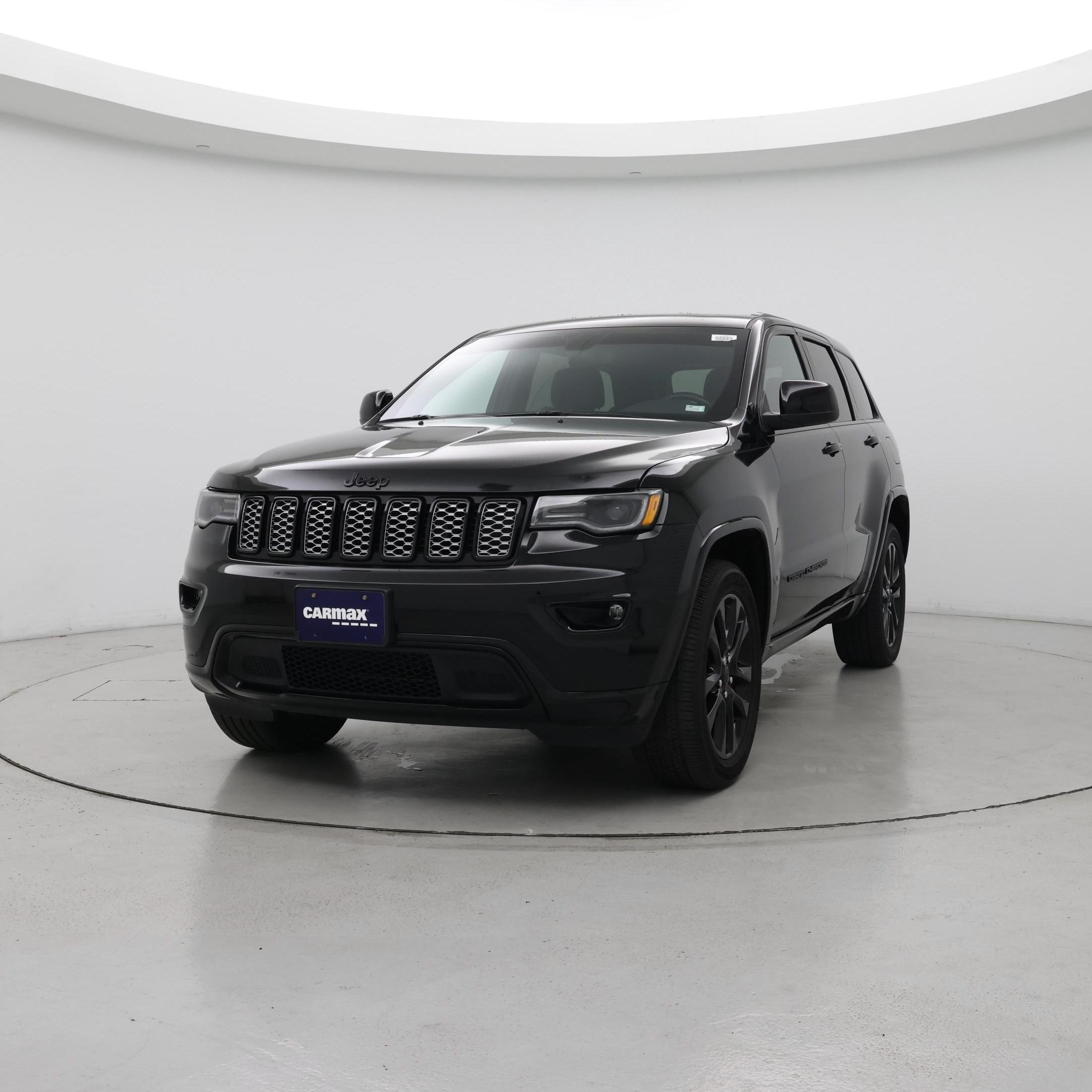 Thumbnail: 2020 Jeep Grand Cherokee - 4