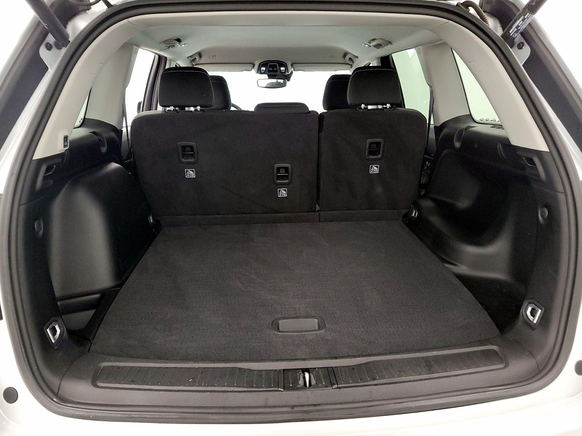 Thumbnail: 2022 Jeep Grand Cherokee - 20