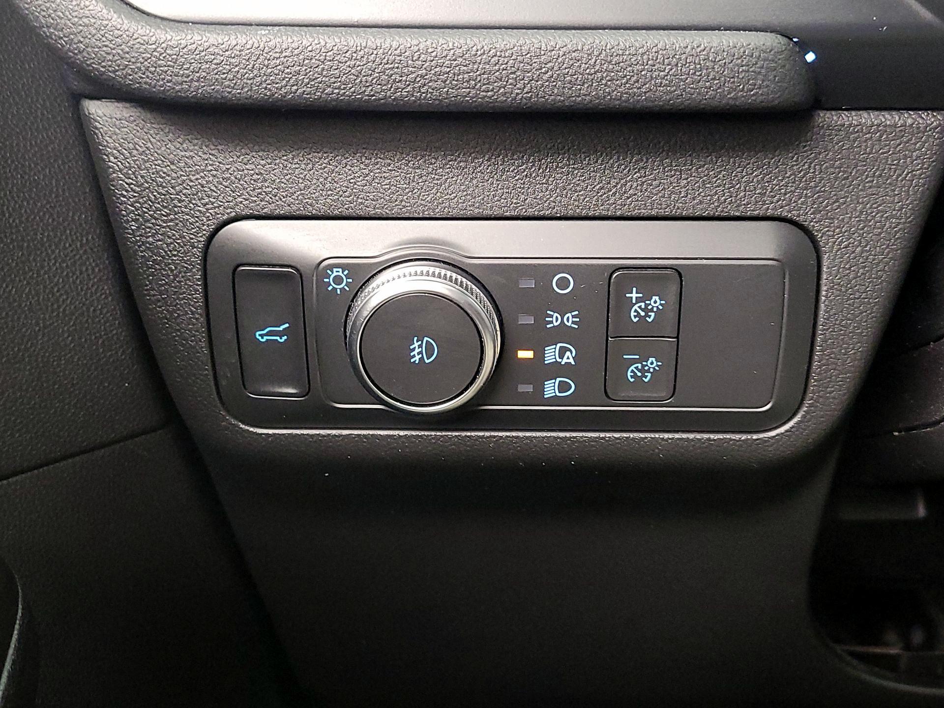 Thumbnail: 2022 Ford Escape - 13