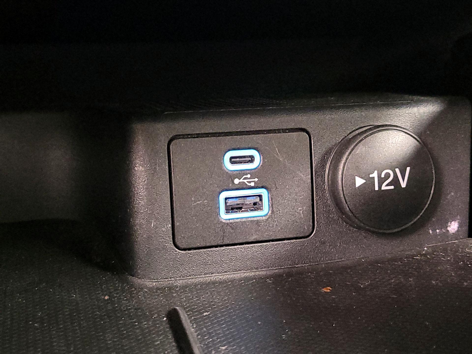 Thumbnail: 2022 Ford Escape - 19