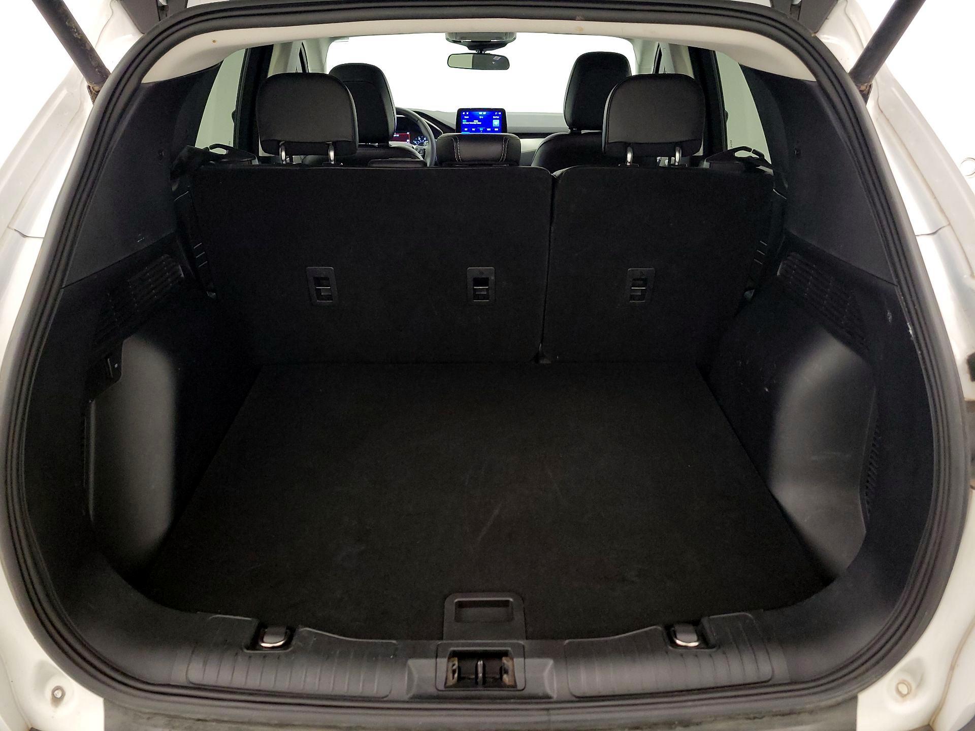 Thumbnail: 2022 Ford Escape - 20