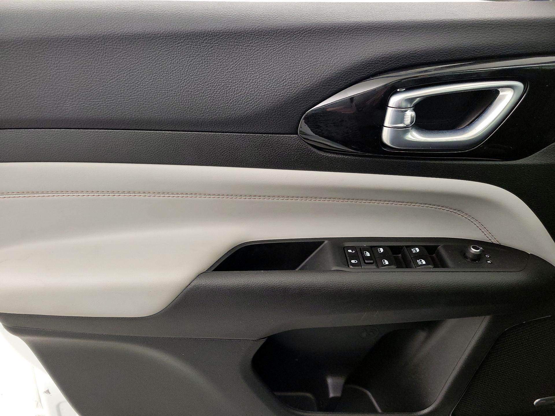 Thumbnail: 2023 Jeep Compass - 12